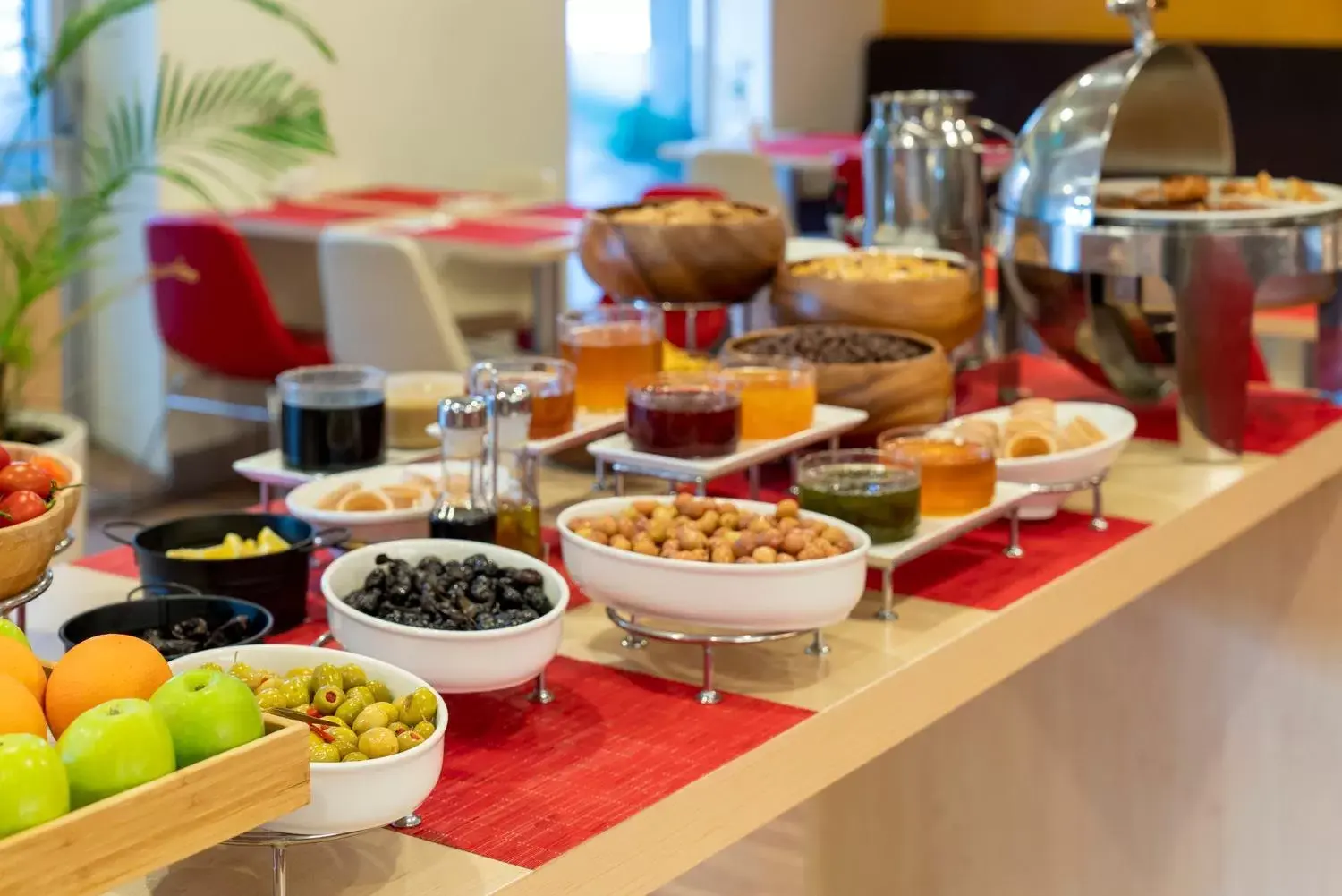 Food and drinks in Ibis Izmir Alsancak