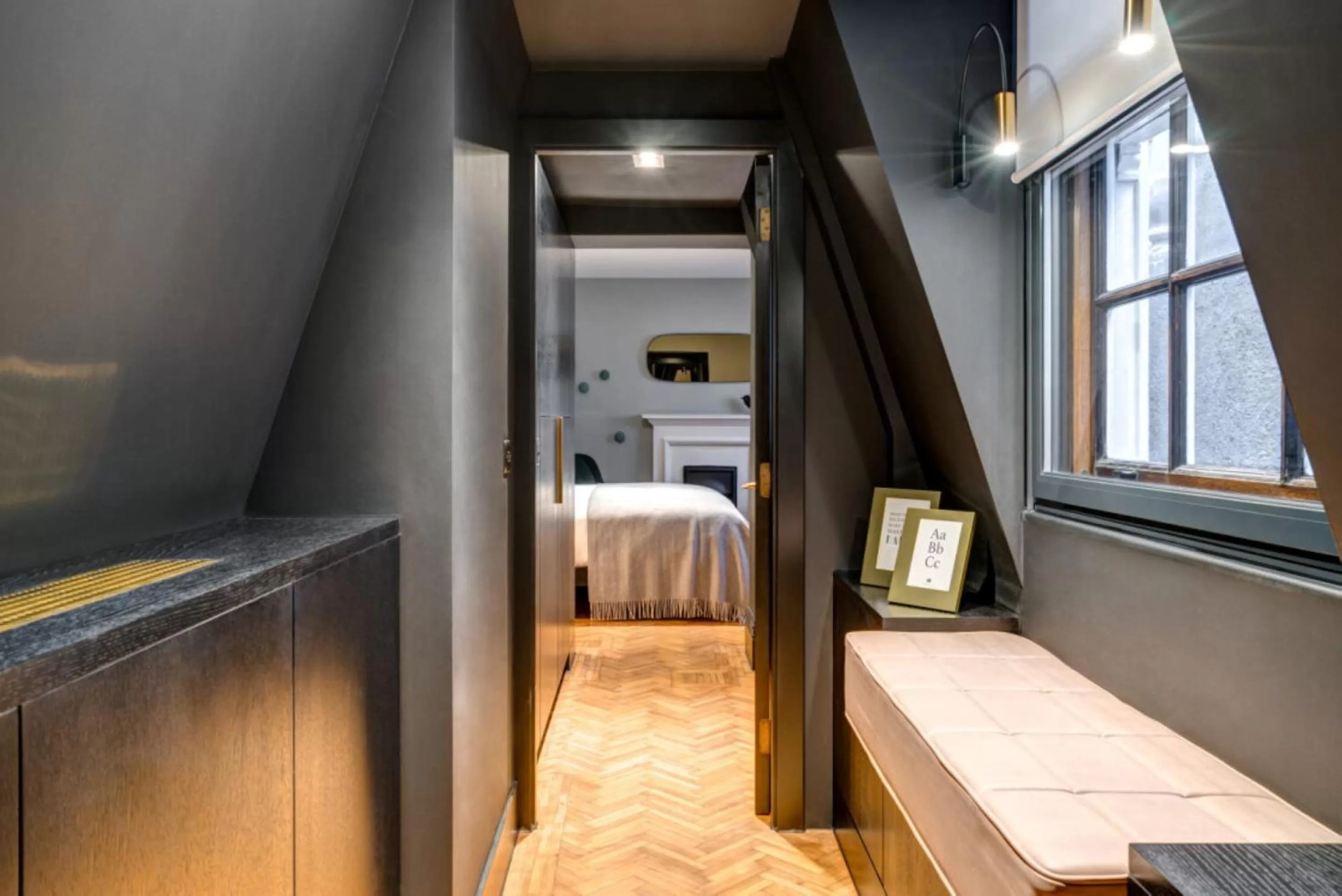 Bedroom, Bed in Apex Temple Court Hotel