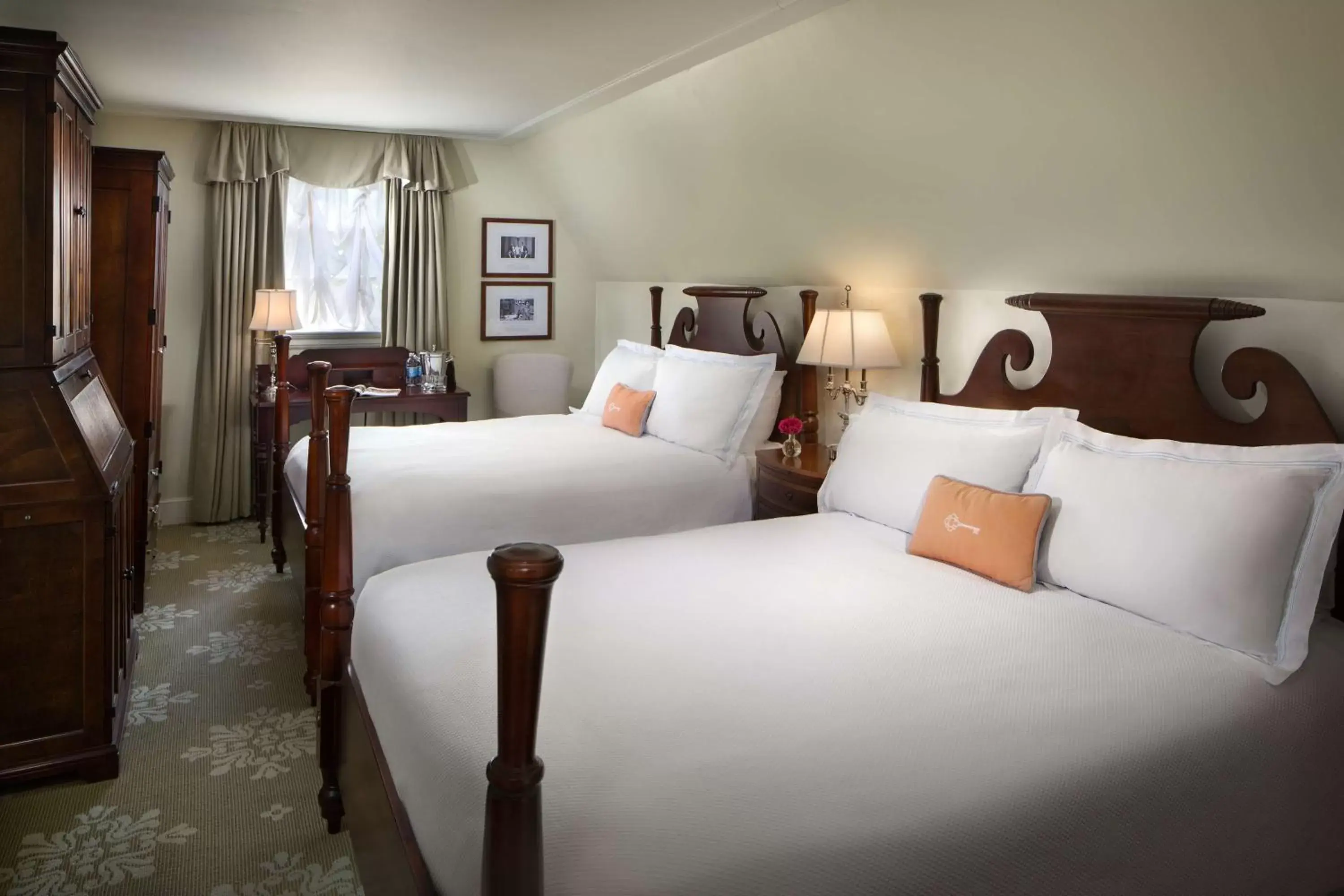 Bed in The Carolina Inn, a Destination by Hyatt Hotel