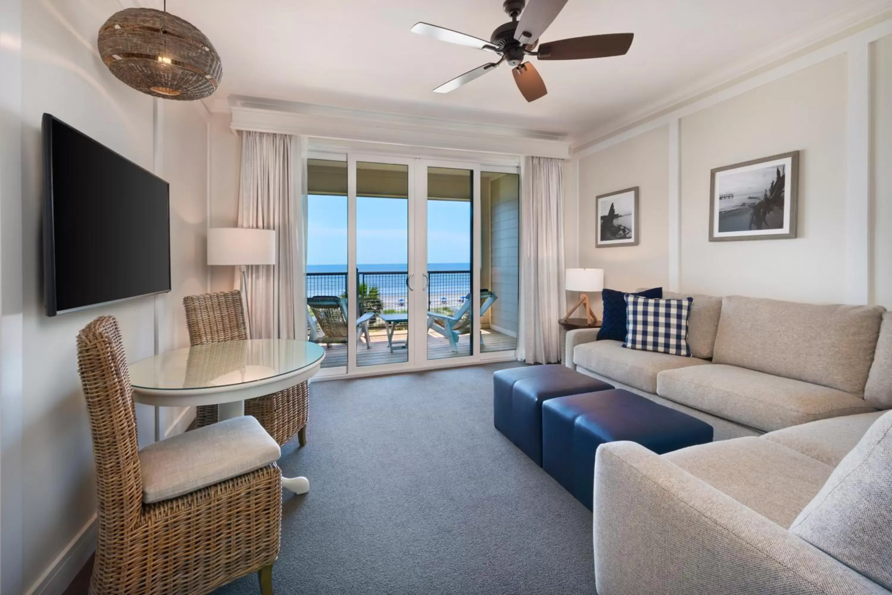 Patio, Seating Area in Jekyll Ocean Club Resort