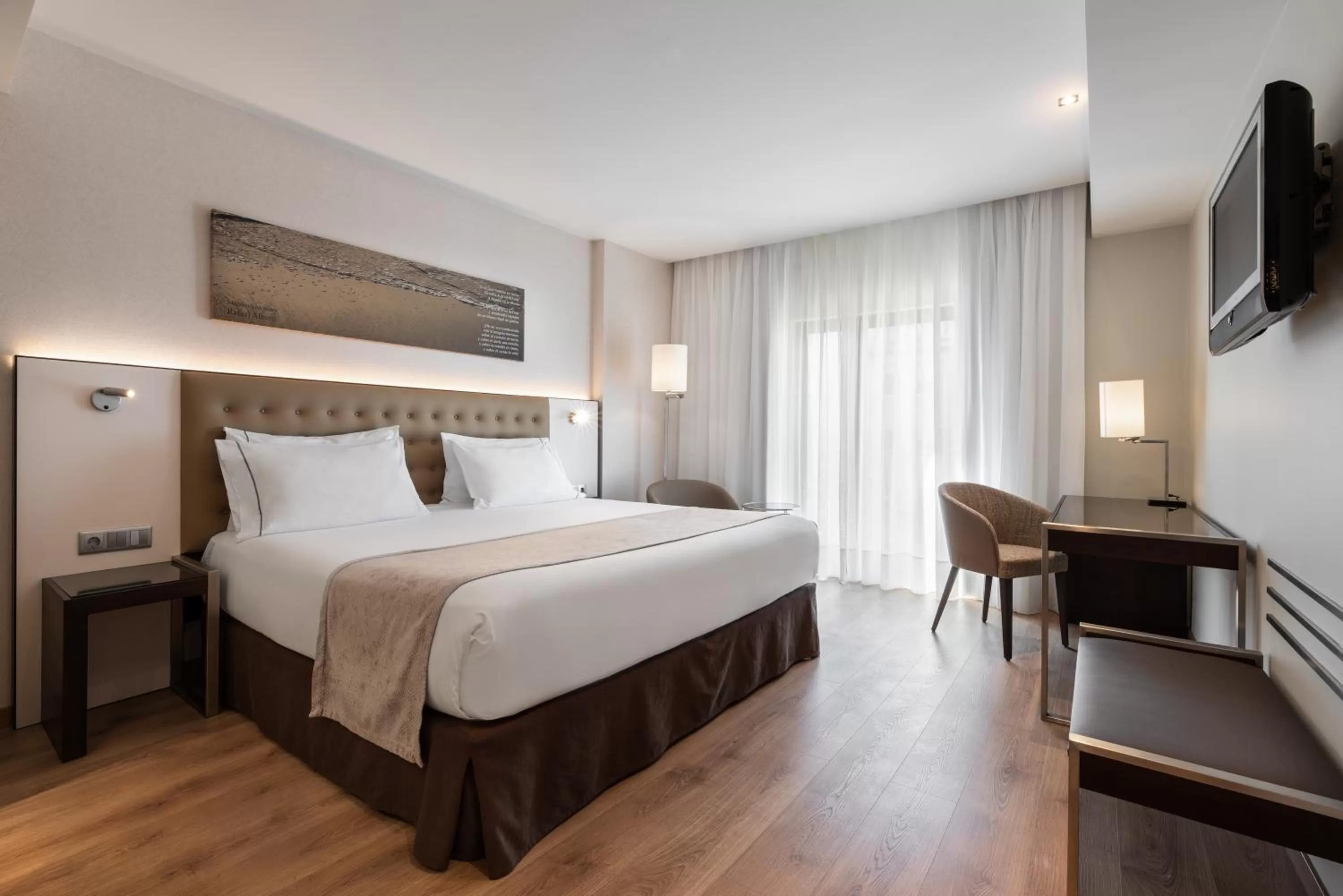 Bedroom, Bed in Eurostars Das Letras