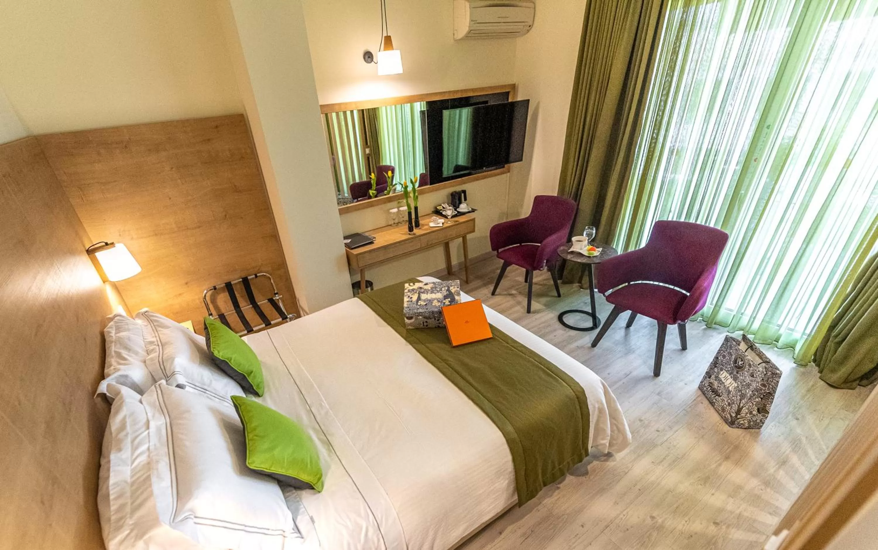 Bedroom, Bed in Polis Grand Hotel