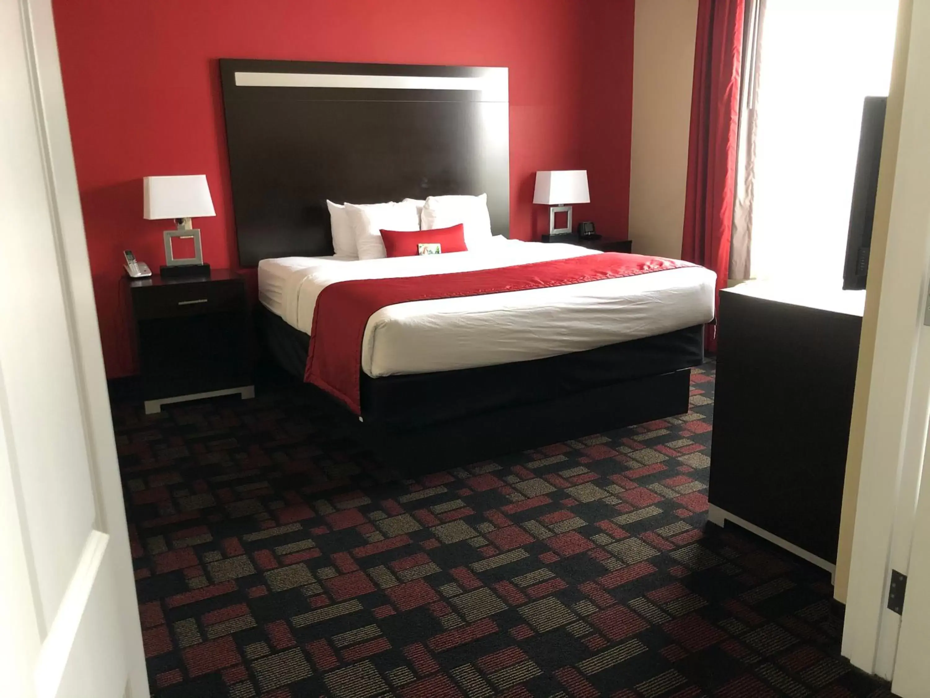 Bed in Wingate by Wyndham Lake Charles Casino Area