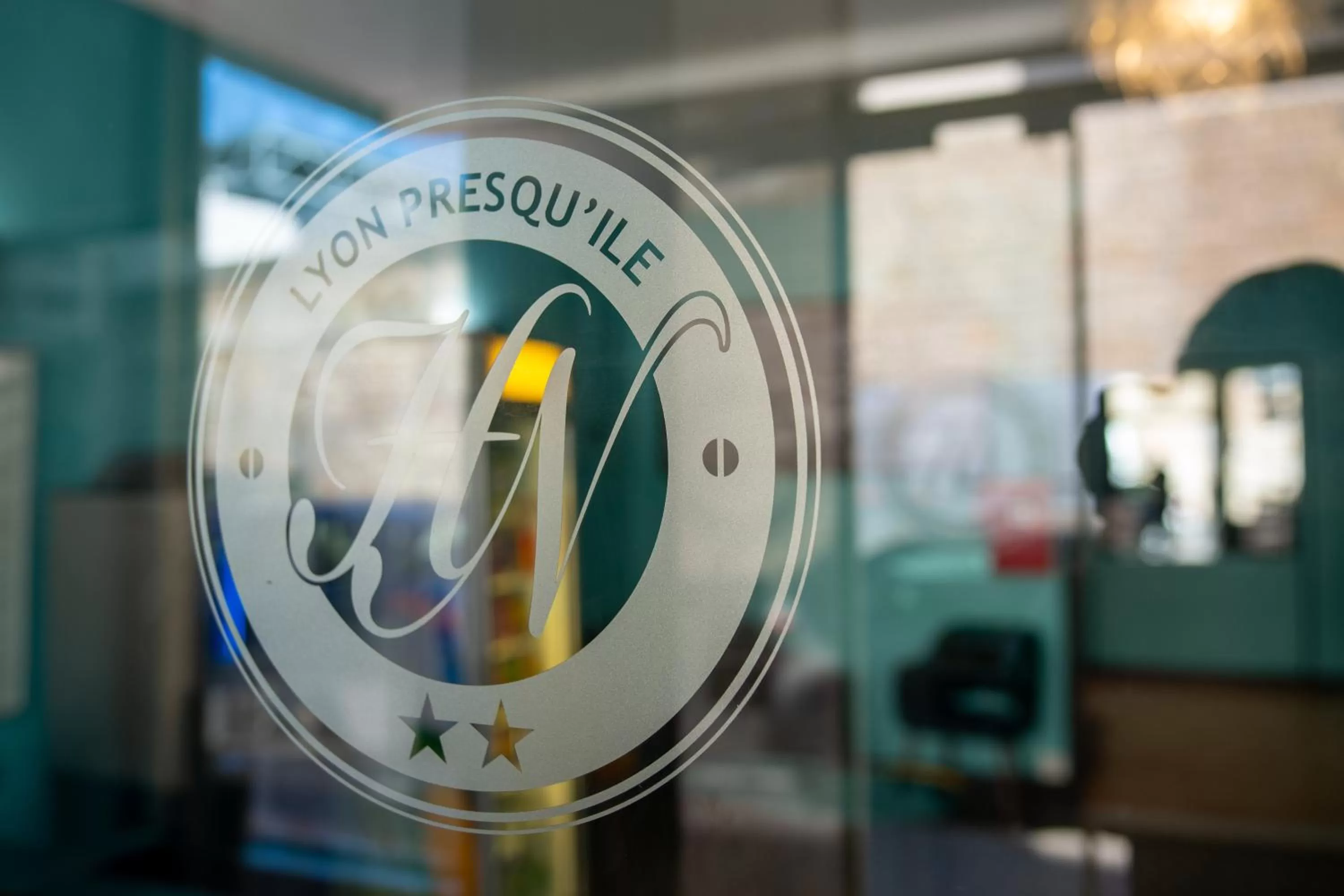 Property building in Hotel de Normandie