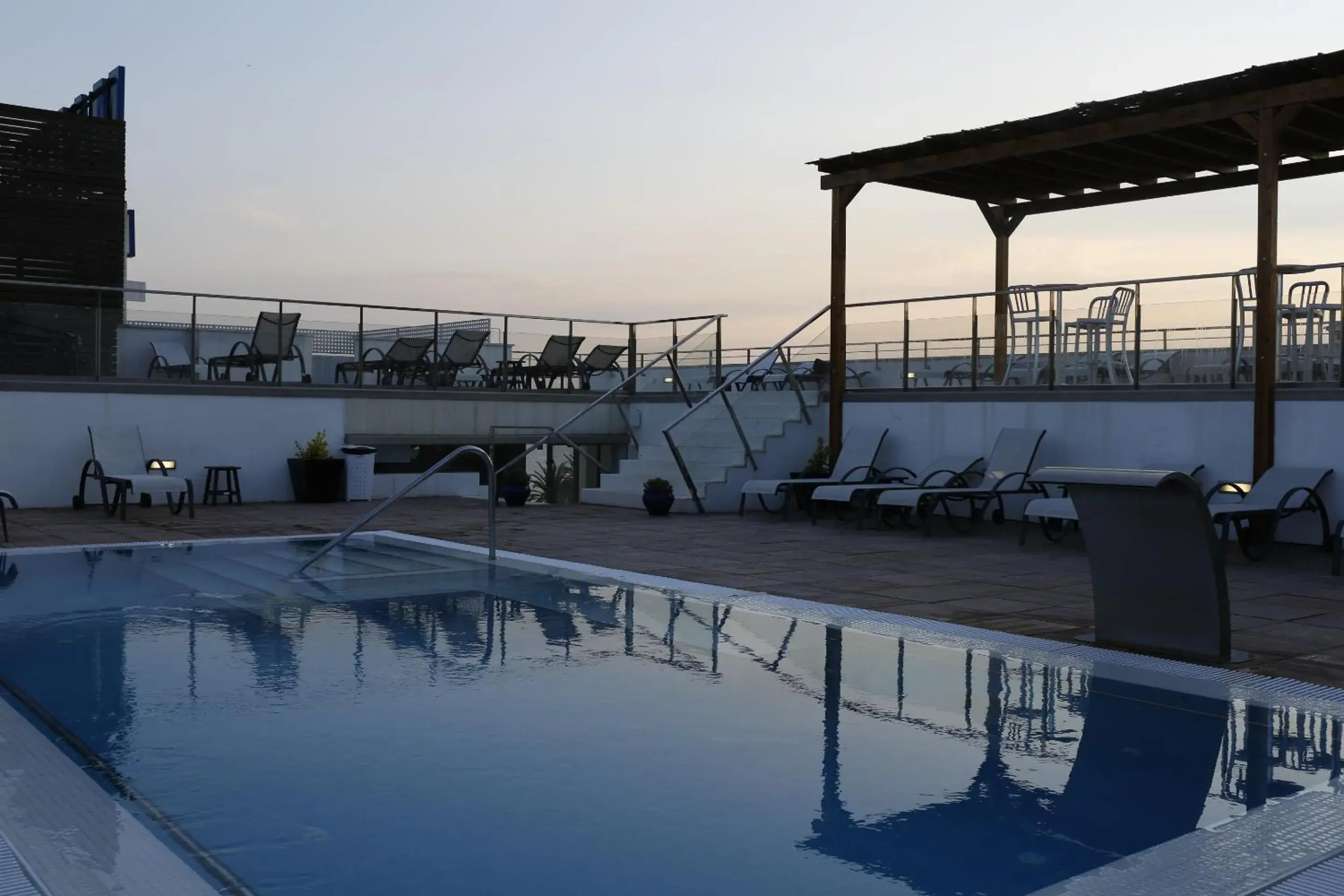 Swimming Pool in Hotel Marina