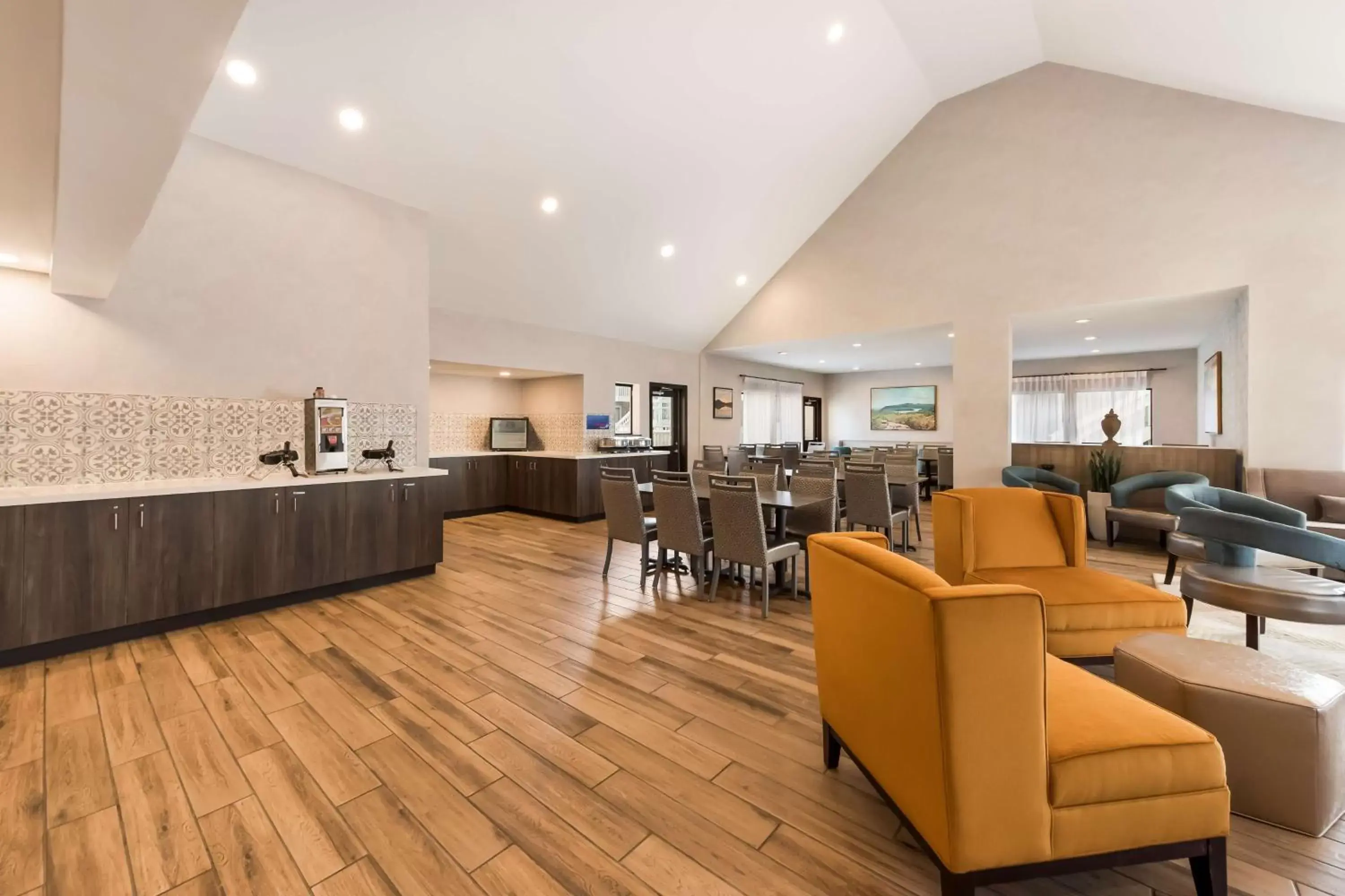 Lobby or reception in Best Western Fishkill Inn & Suites Lobby or reception in Best Western Fishkill Inn & Suites