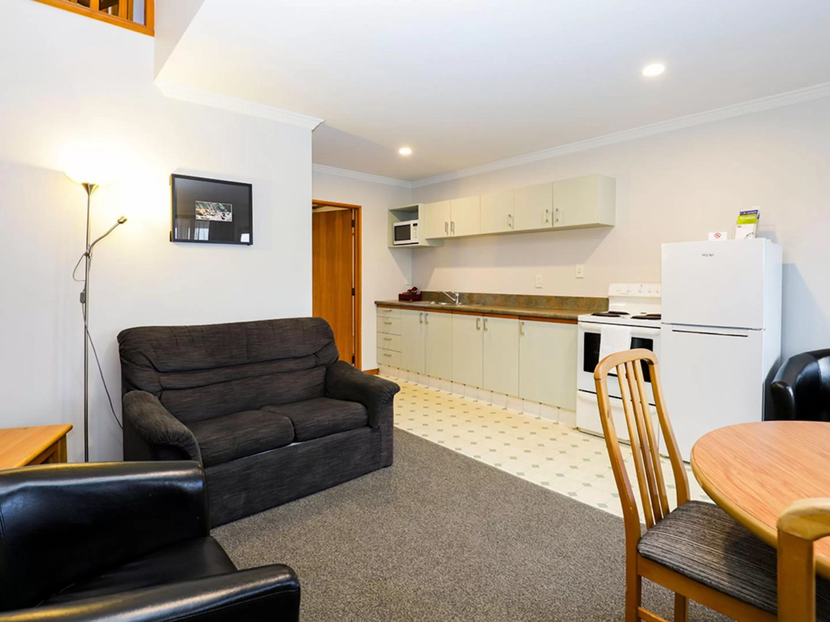 kitchen in ASURE Chelsea Gateway Motor Lodge