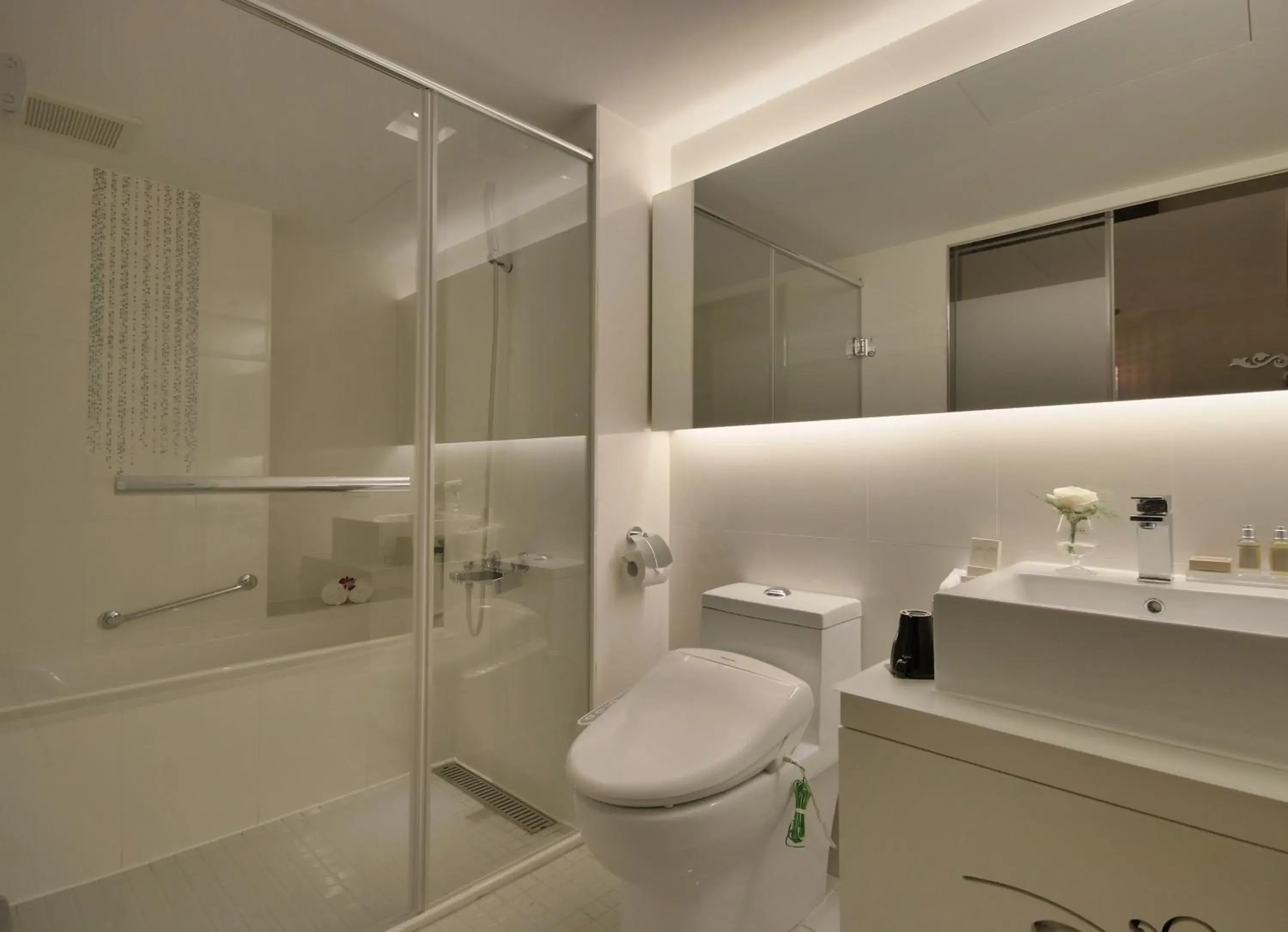 Bathroom in Forward Hotel Nangang