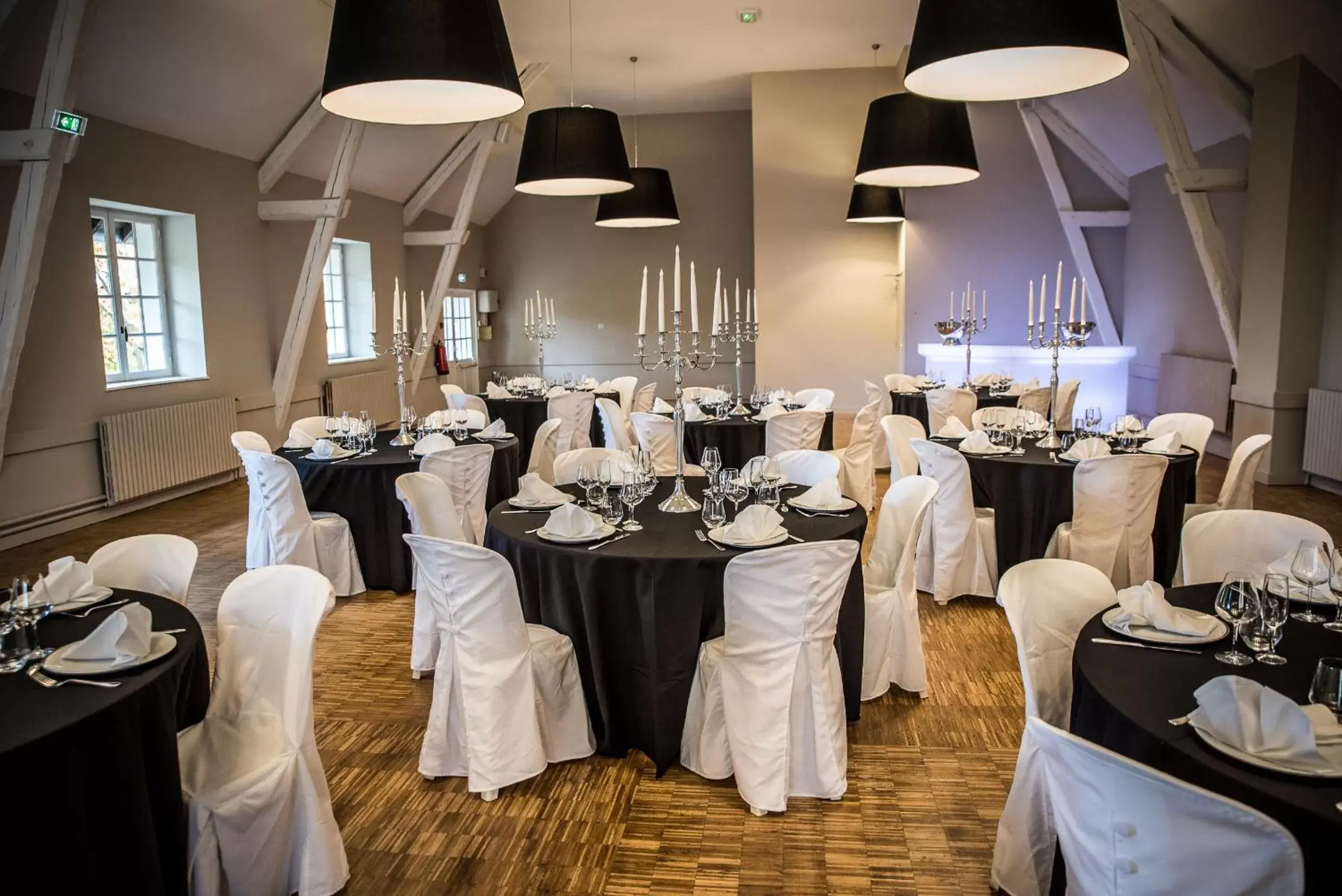 Banquet/Function facilities, Banquet Facilities in Château de Lacan