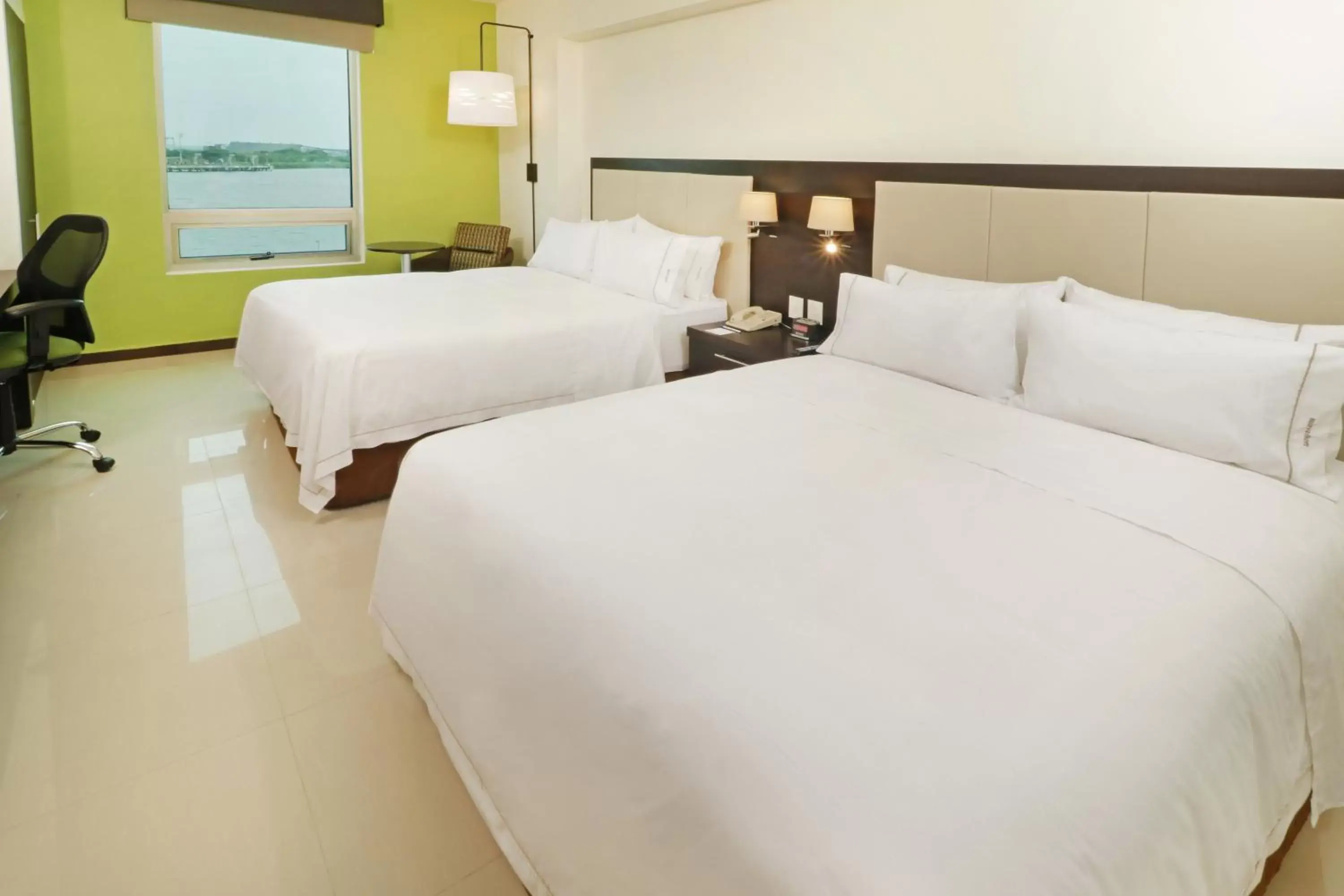 Photo of the whole room, Bed in Holiday Inn Express - Tuxpan, an IHG Hotel