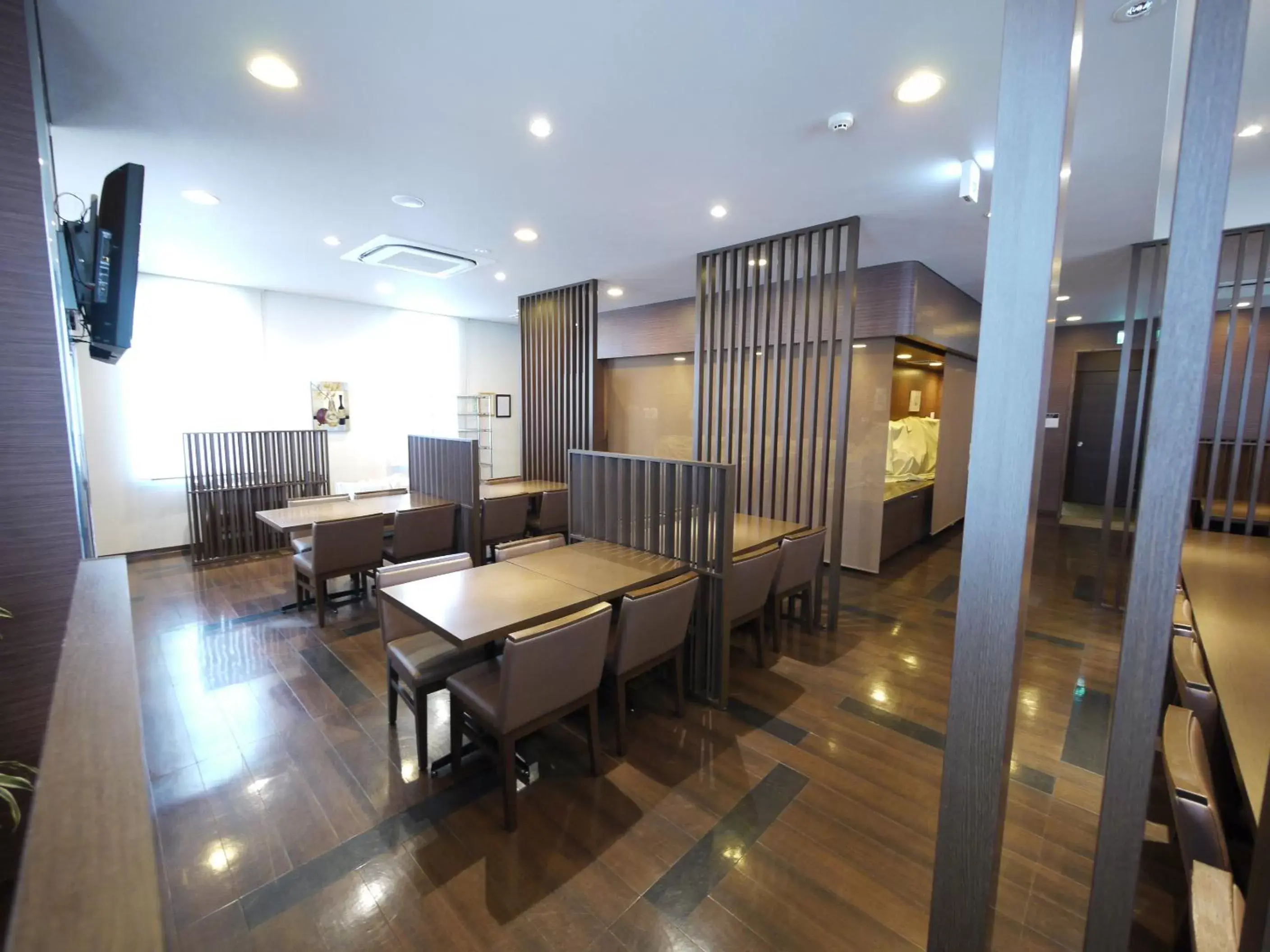 Restaurant/places to eat, Seating Area in Hotel Route-Inn Ishinomaki Kanan Inter