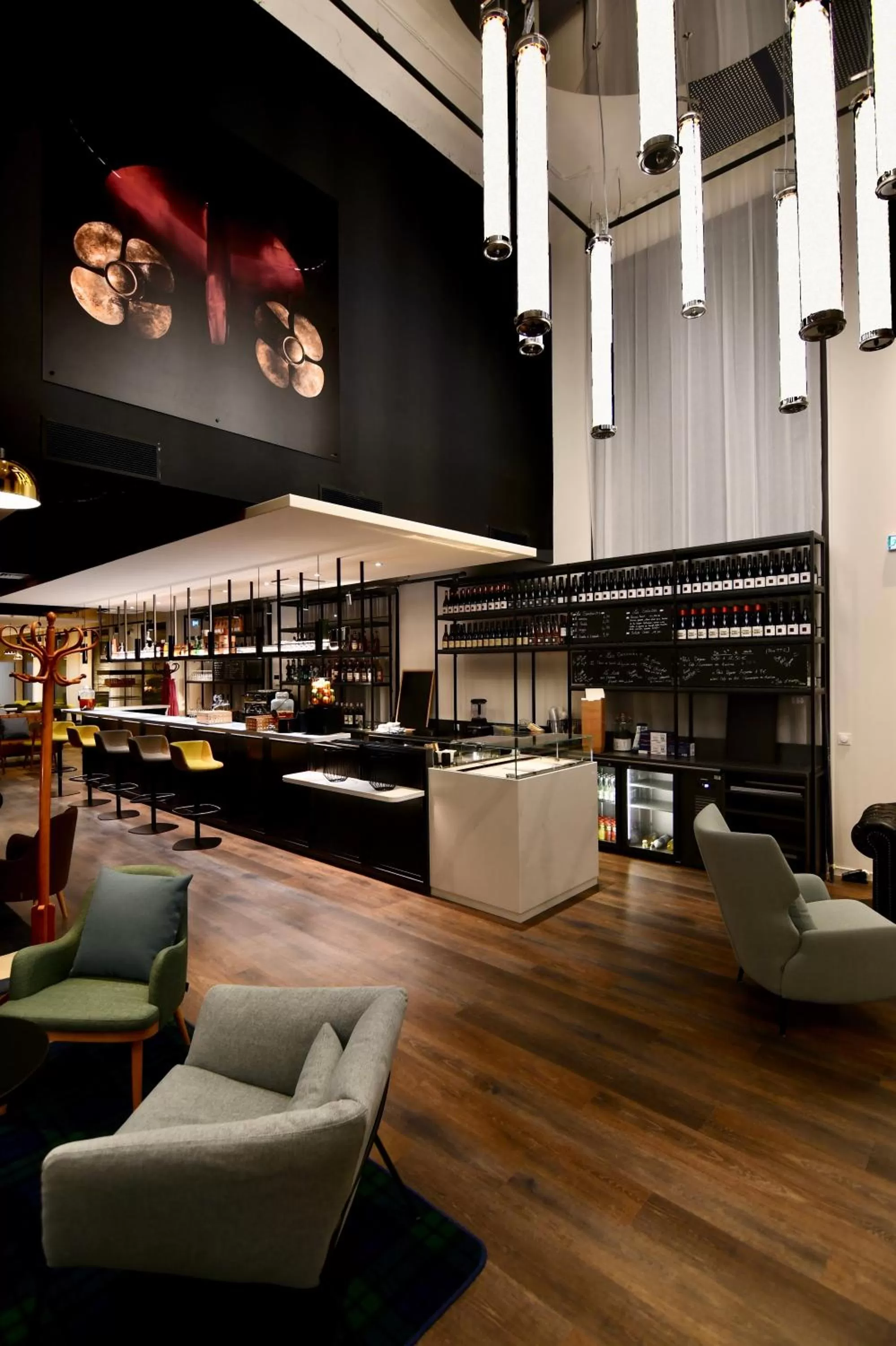 Restaurant/places to eat in ibis Styles Saint Nazaire Centre Gare