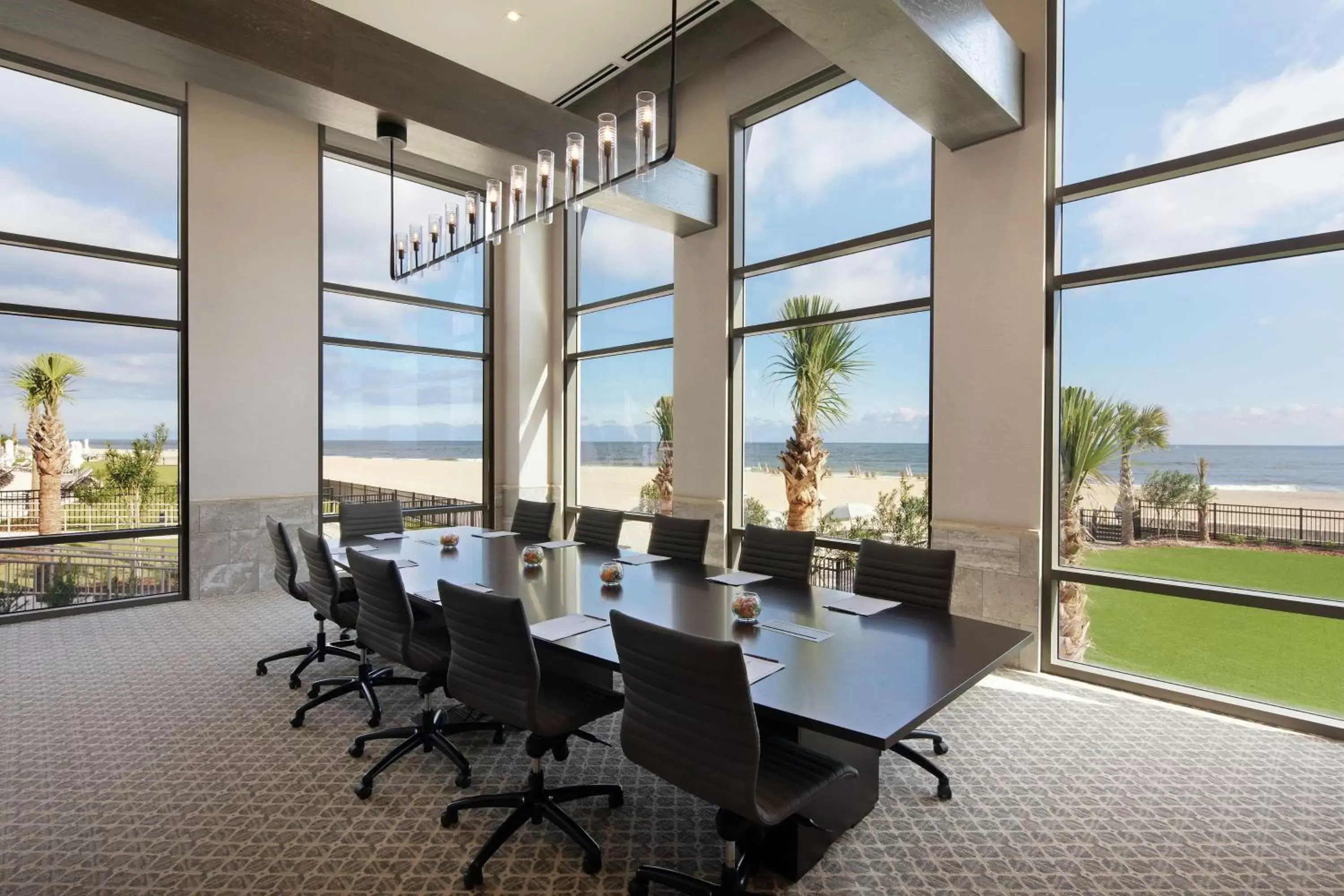 Meeting/conference room in Embassy Suites St Augustine Beach Oceanfront Resort