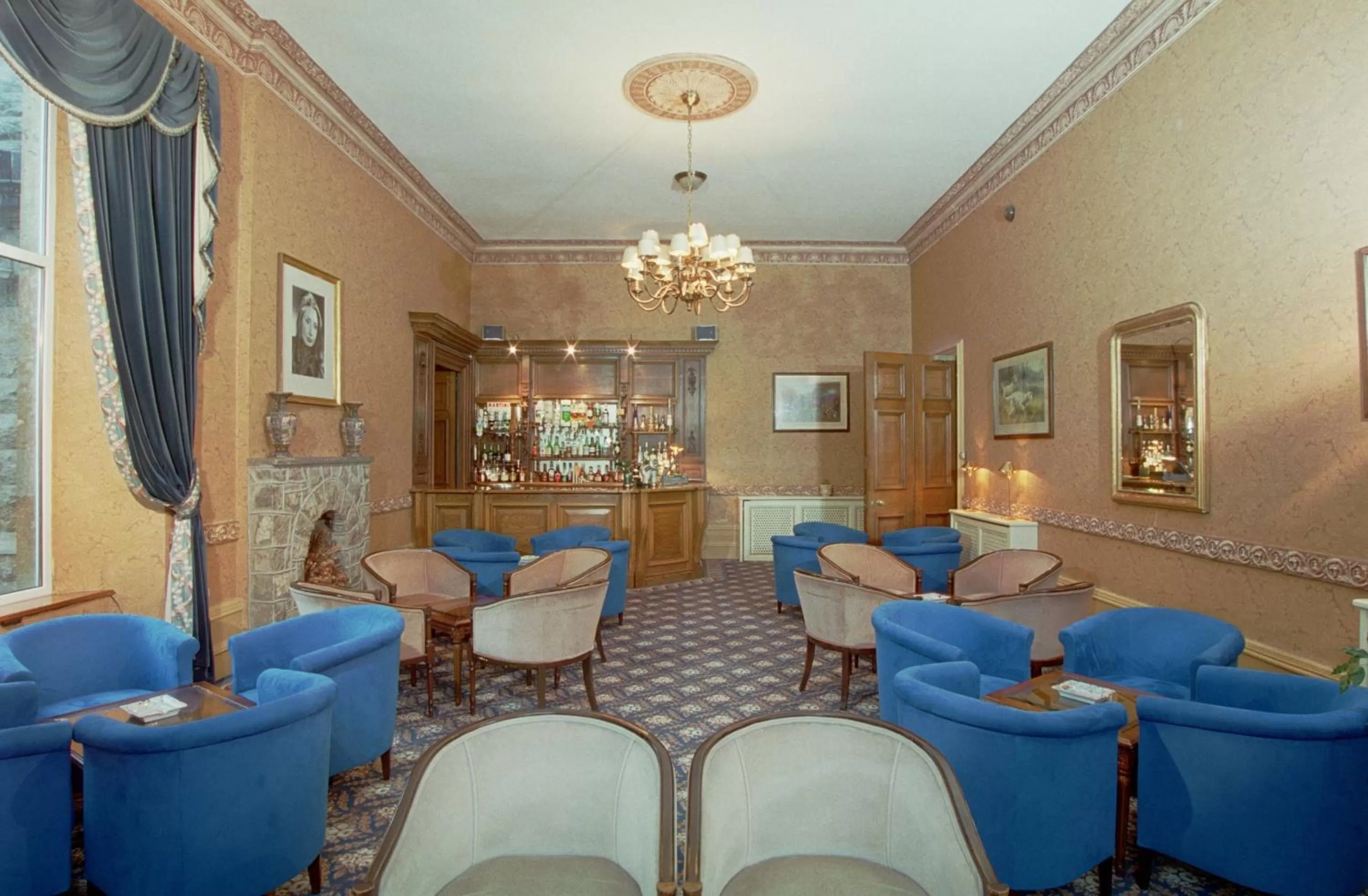 Lounge or bar in Tre-Ysgawen Hall & Spa