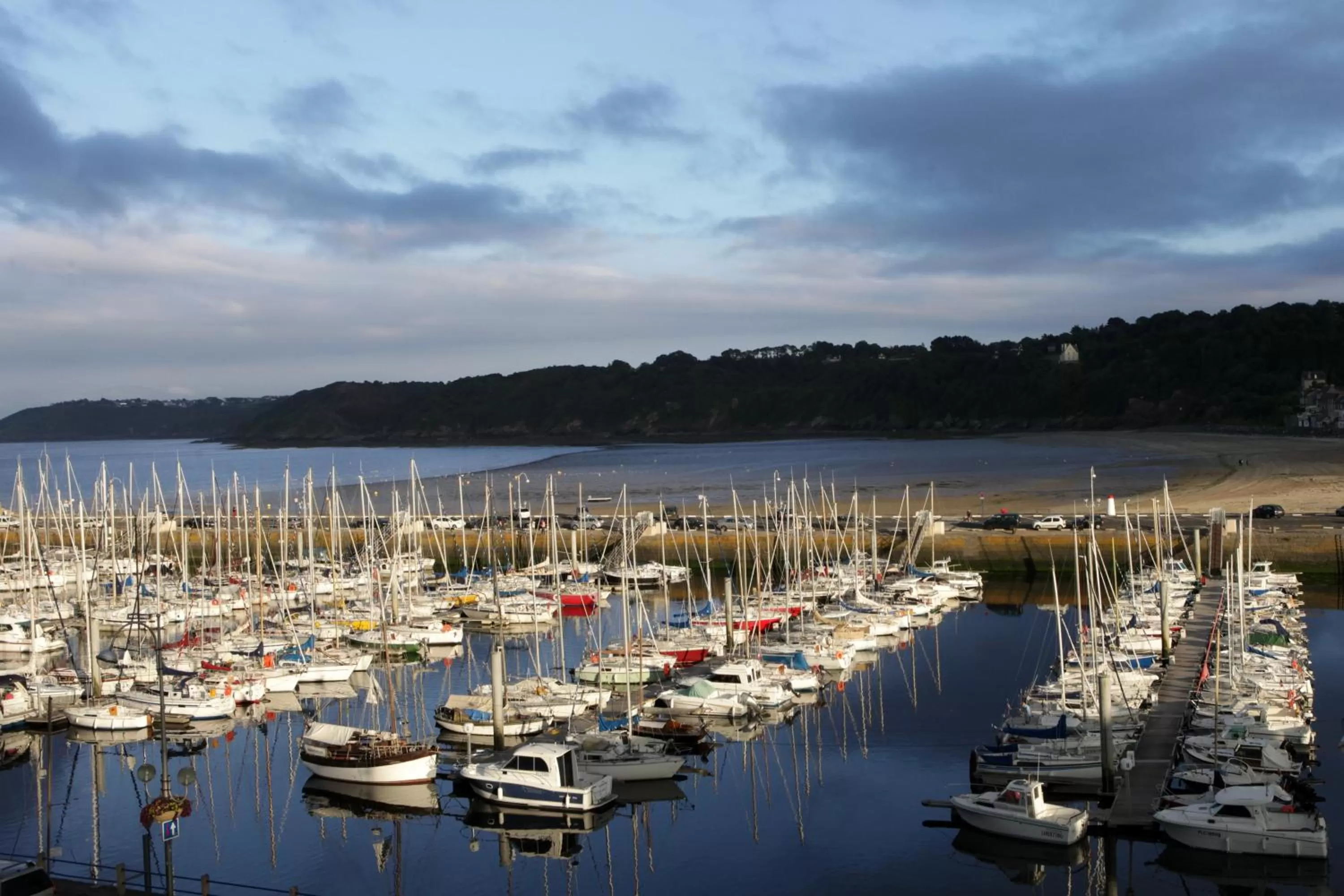 Area and facilities in Hôtel Le Benhuyc
