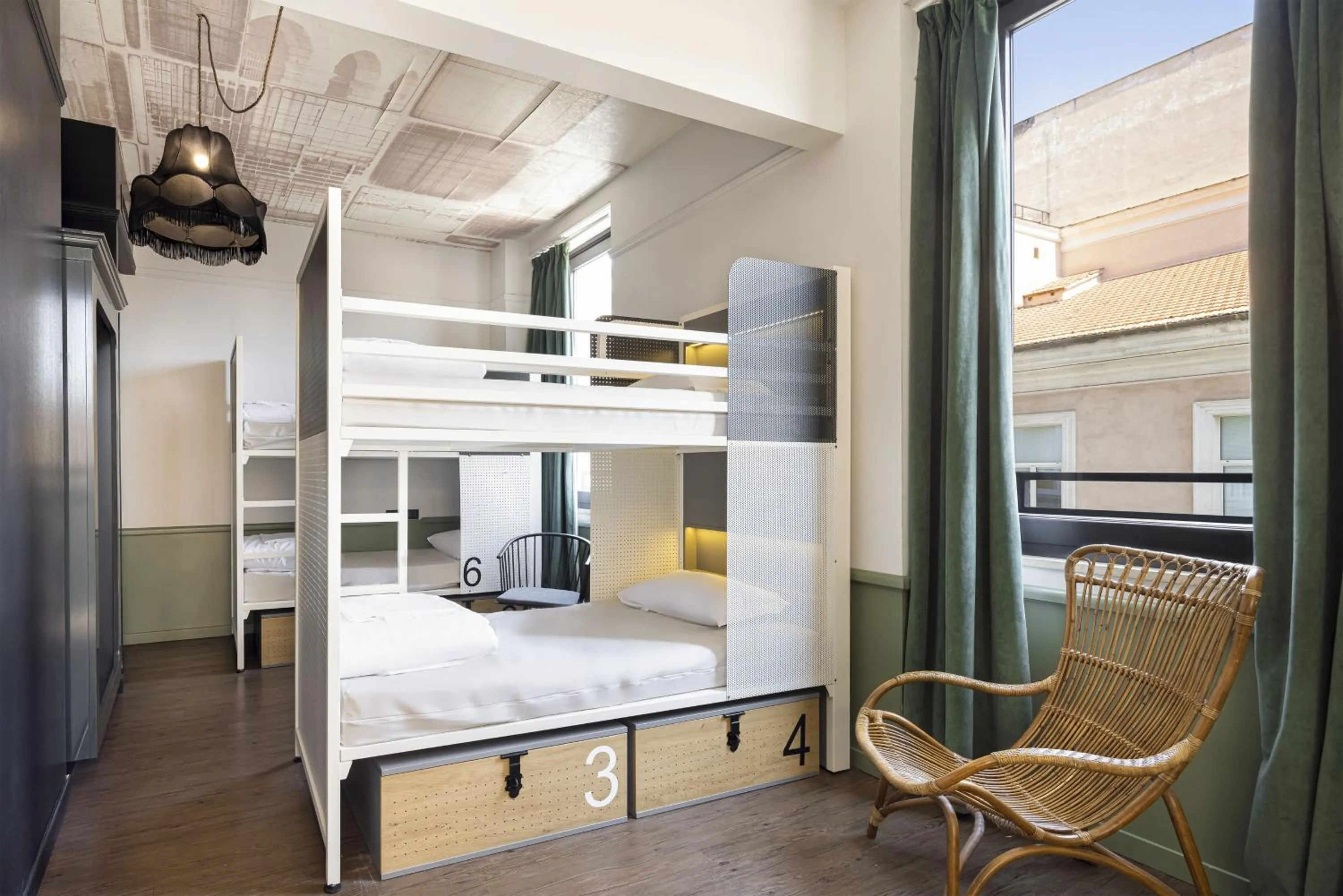 Photo of the whole room, Bed in Generator Rome