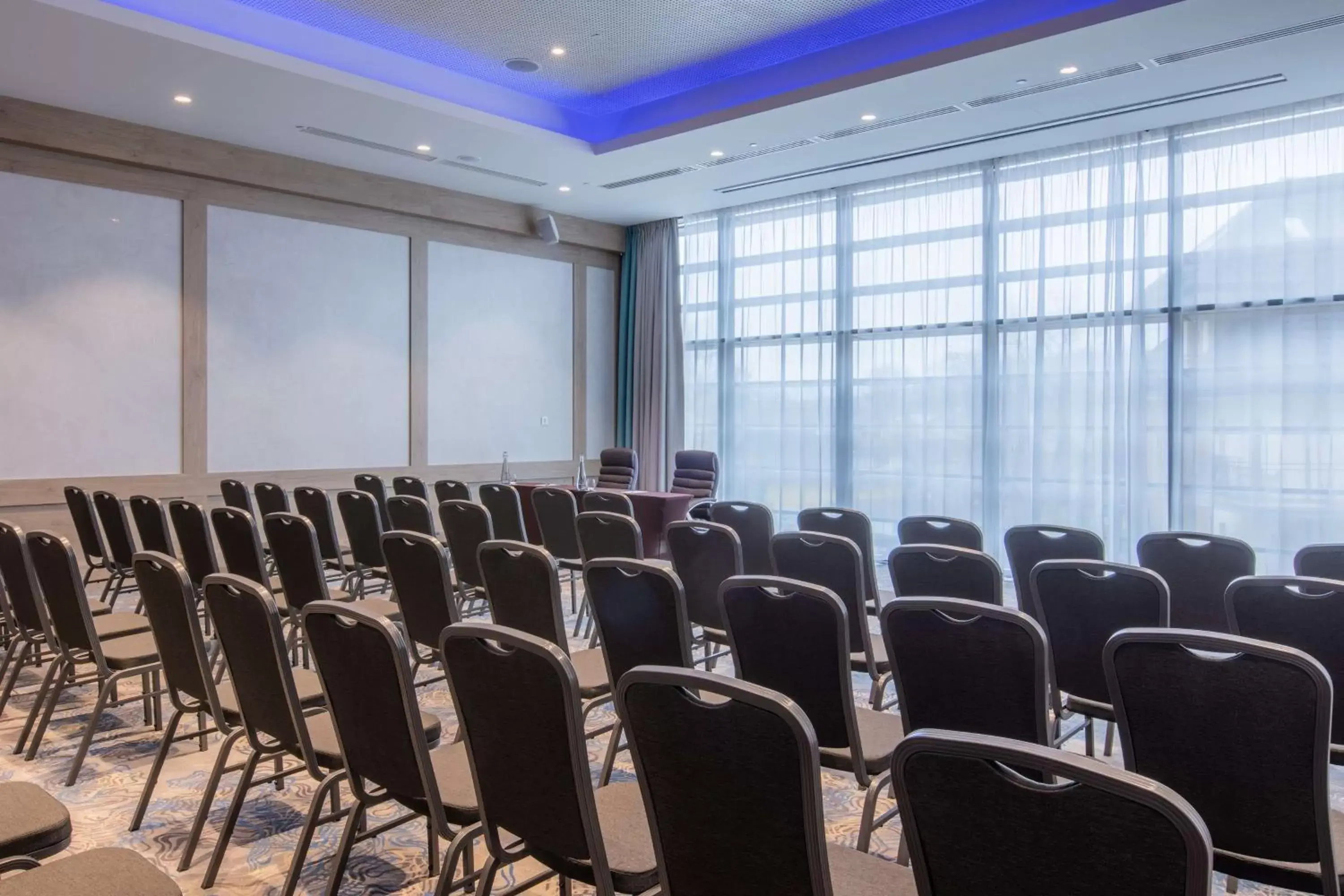 Business facilities in Radisson Blu Hotel & Residences