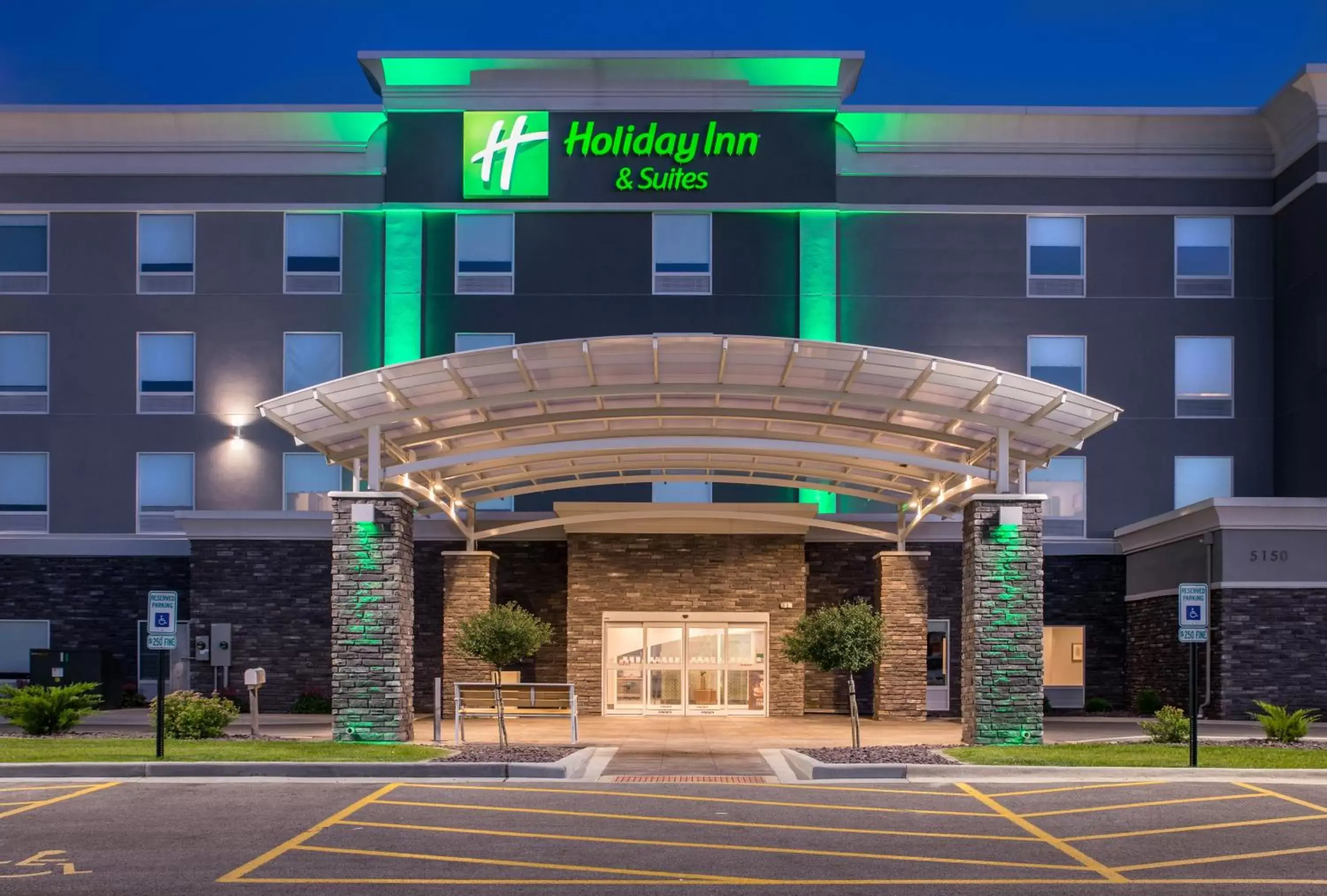 Property Building in Holiday Inn Hotel & Suites - Decatur, an IHG Hotel