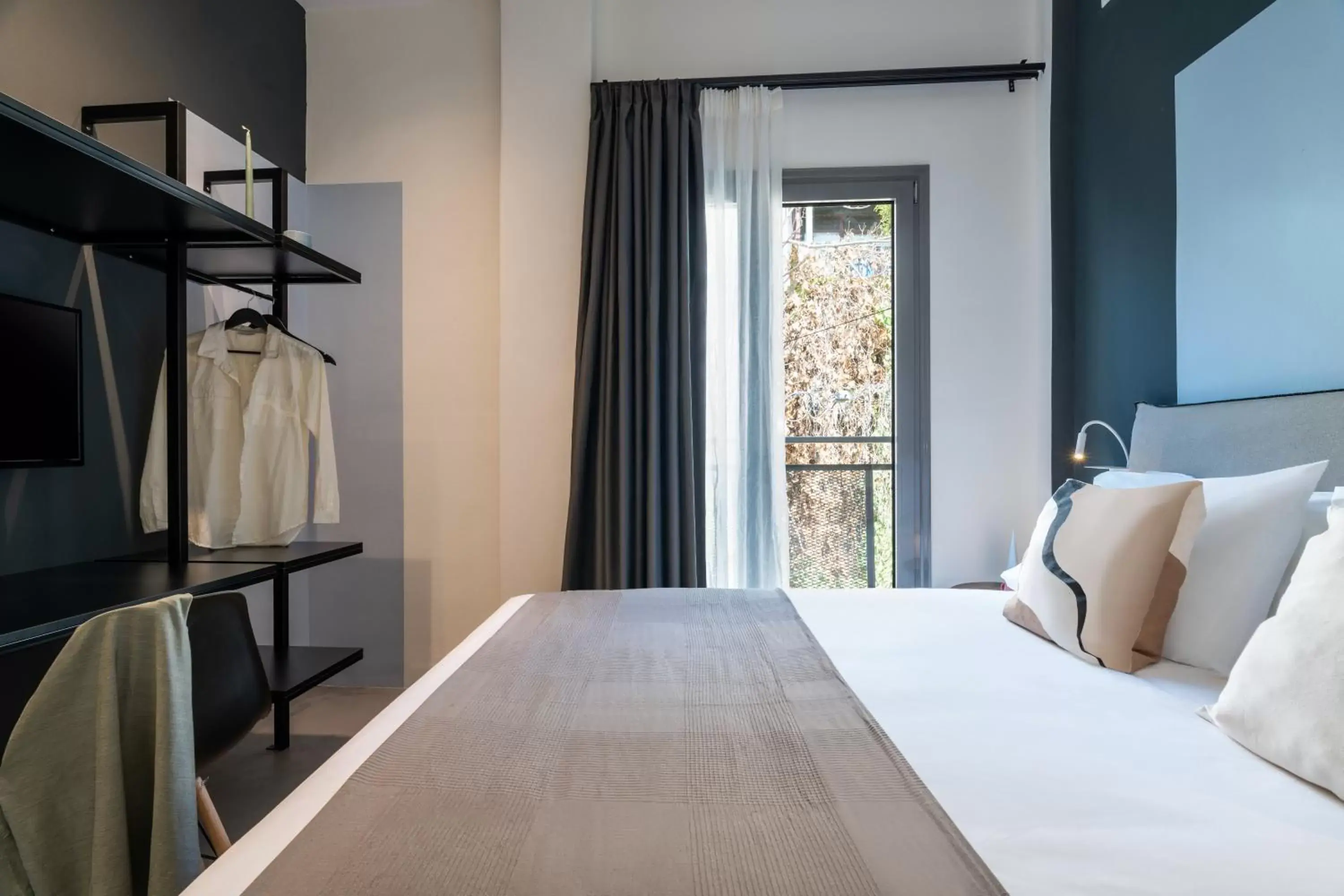 Bedroom, Bed in Play Psyri Athens