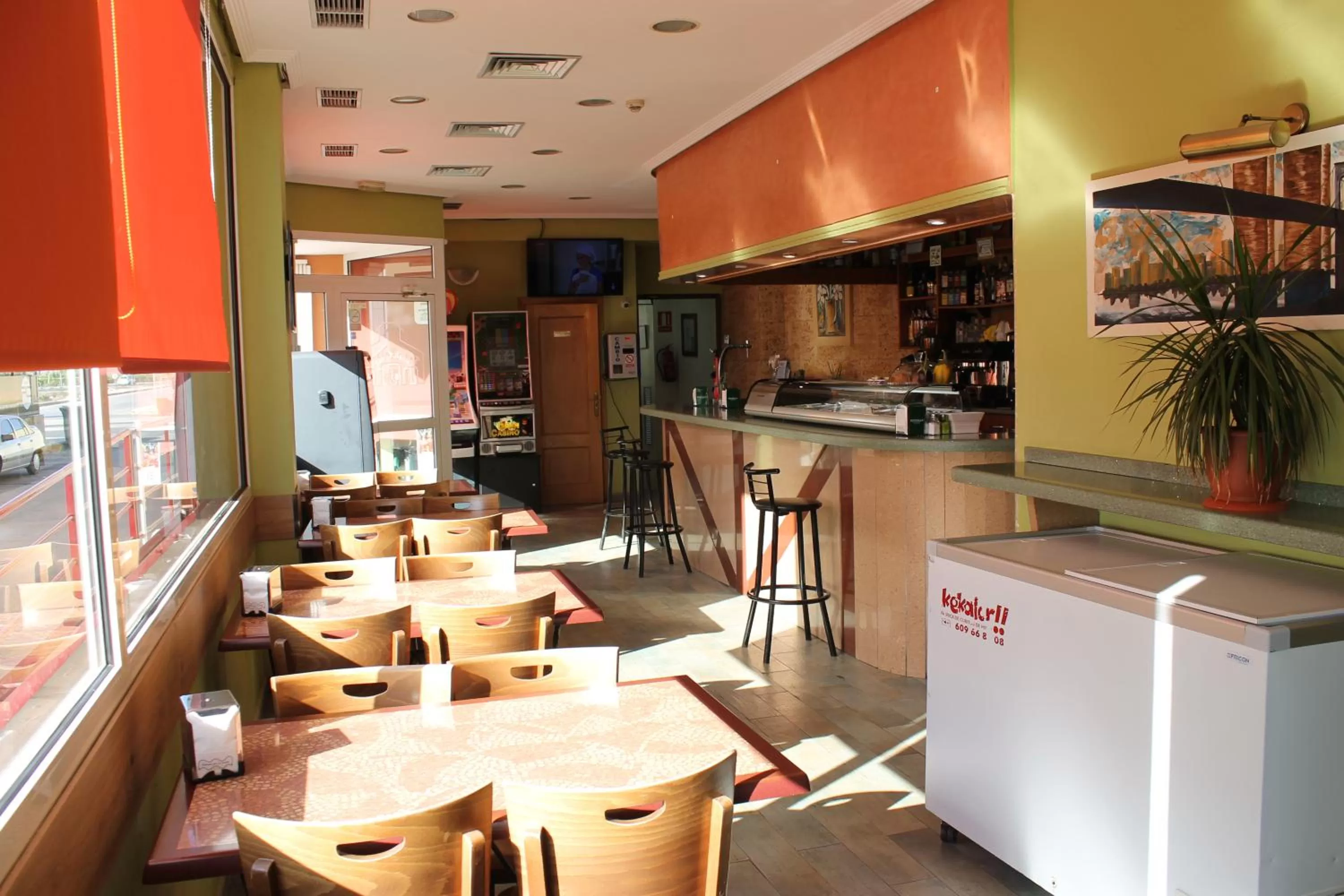 Restaurant/places to eat in Hotel Los Palacios