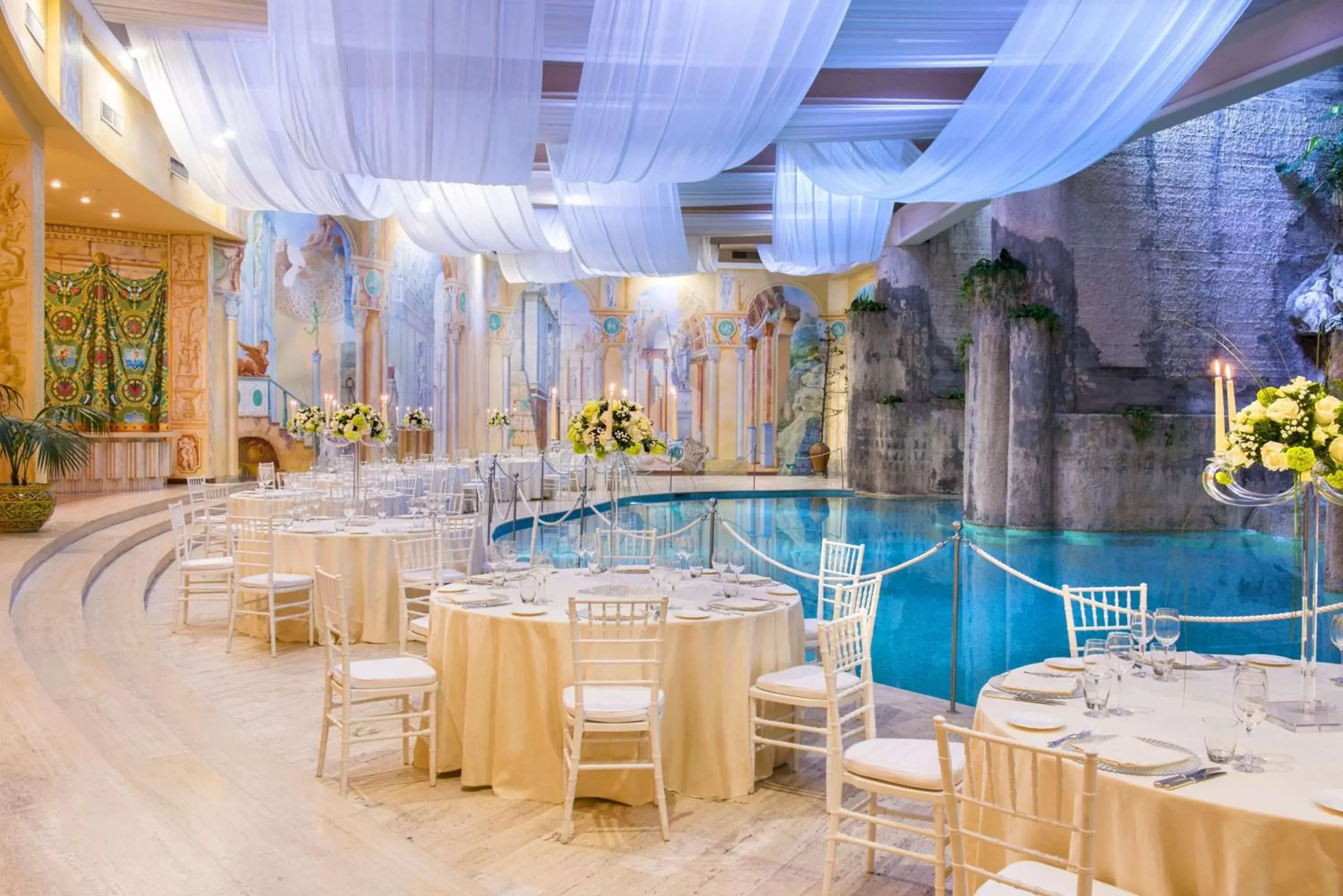 Meeting/conference room, Swimming Pool in Hilton Sorrento Palace