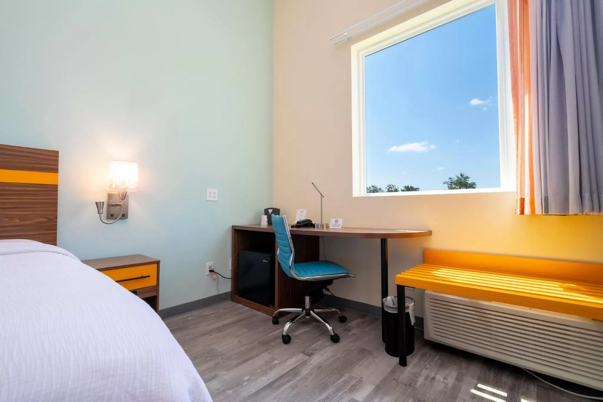 Bedroom, Bed in SPOT X Hotel Orlando Intl Dr by The Red Collection