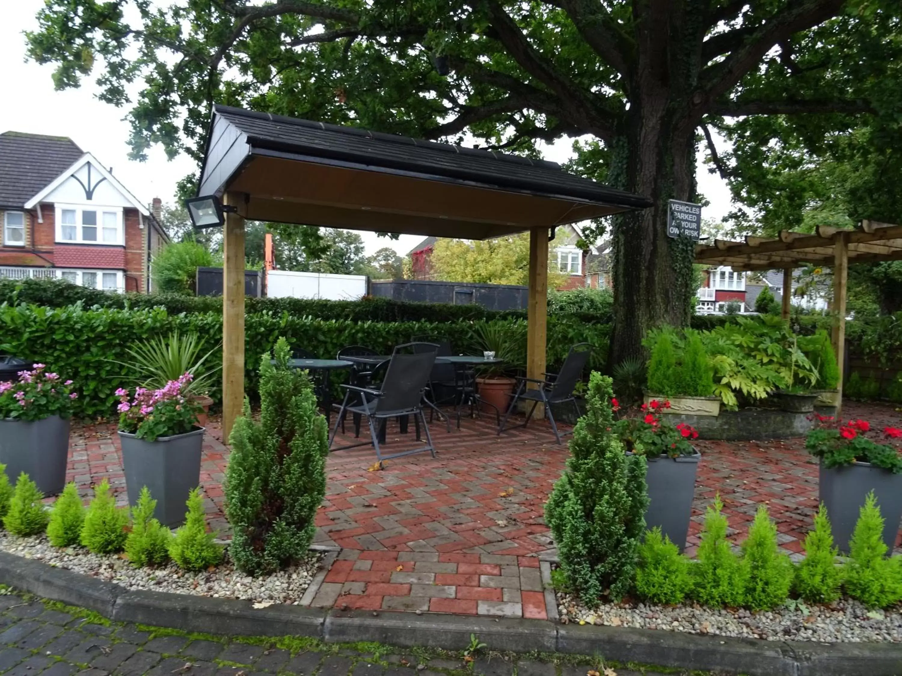 Patio in The Gatwick White House Hotel