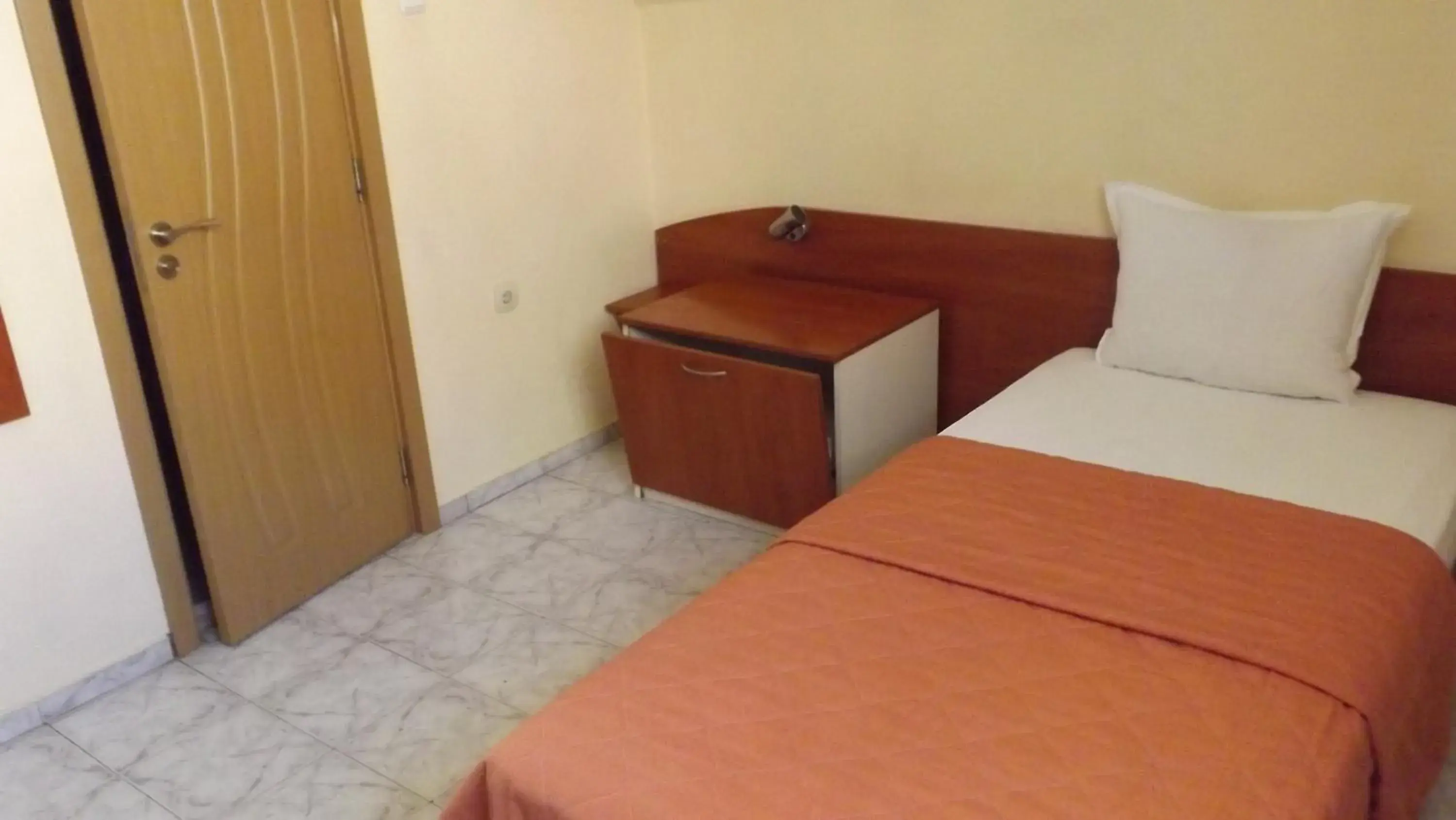 Bed in Hotel Palitra