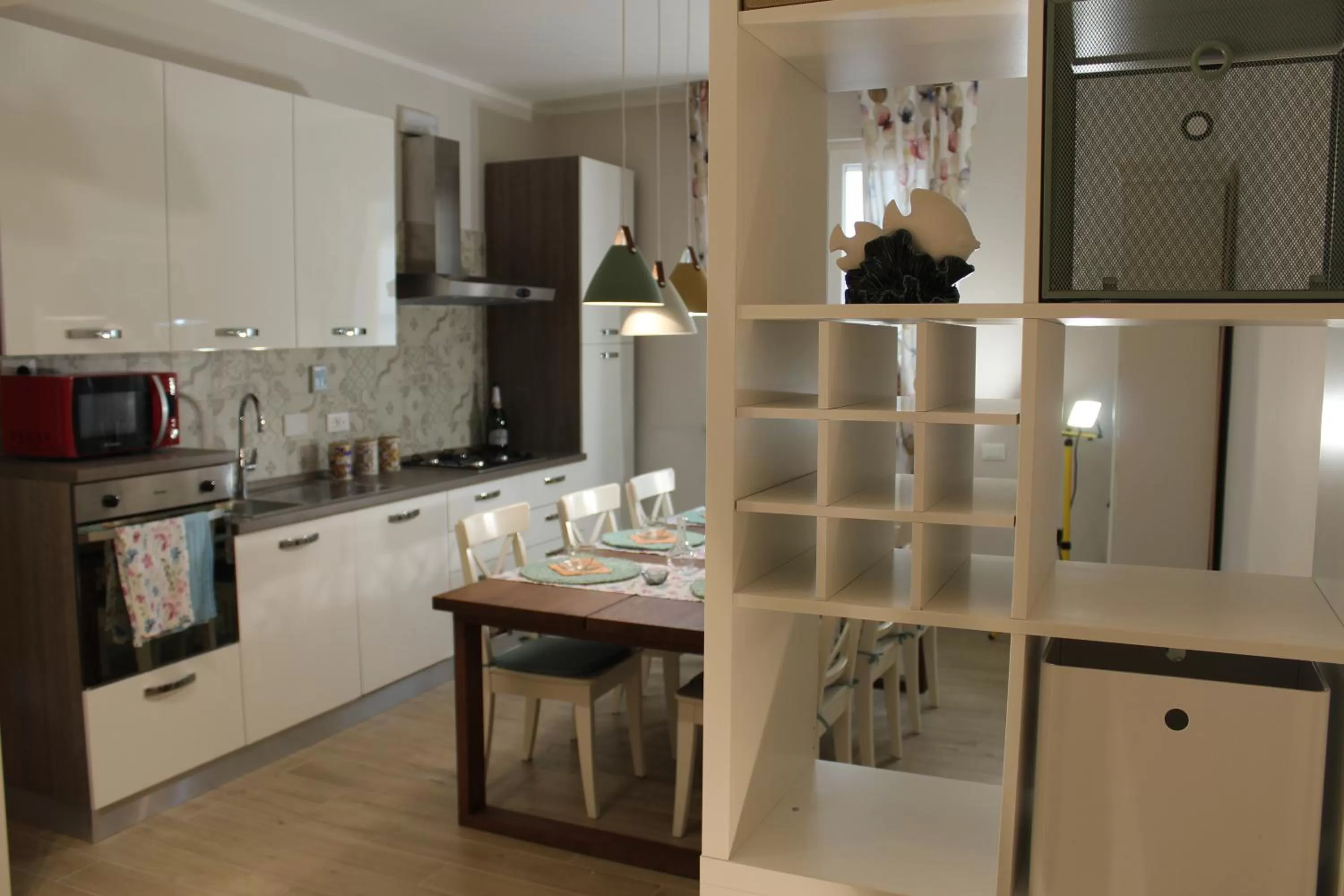 Communal kitchen in Aurora BnB