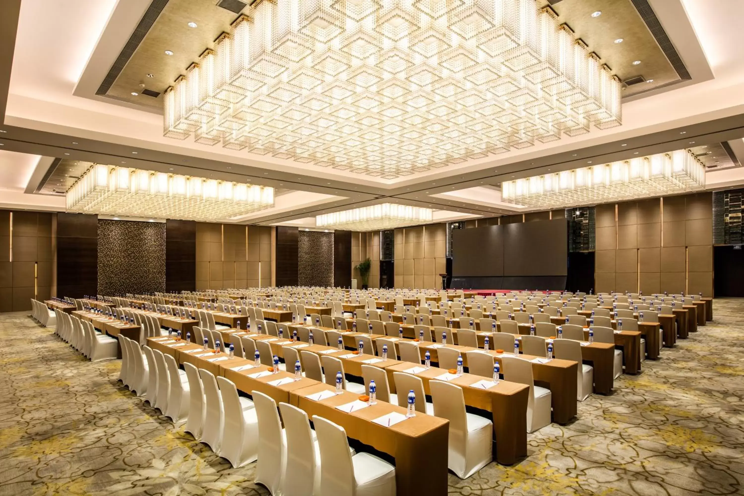 Banquet/Function facilities in Crowne Plaza Nanjing Jiangning, an IHG Hotel