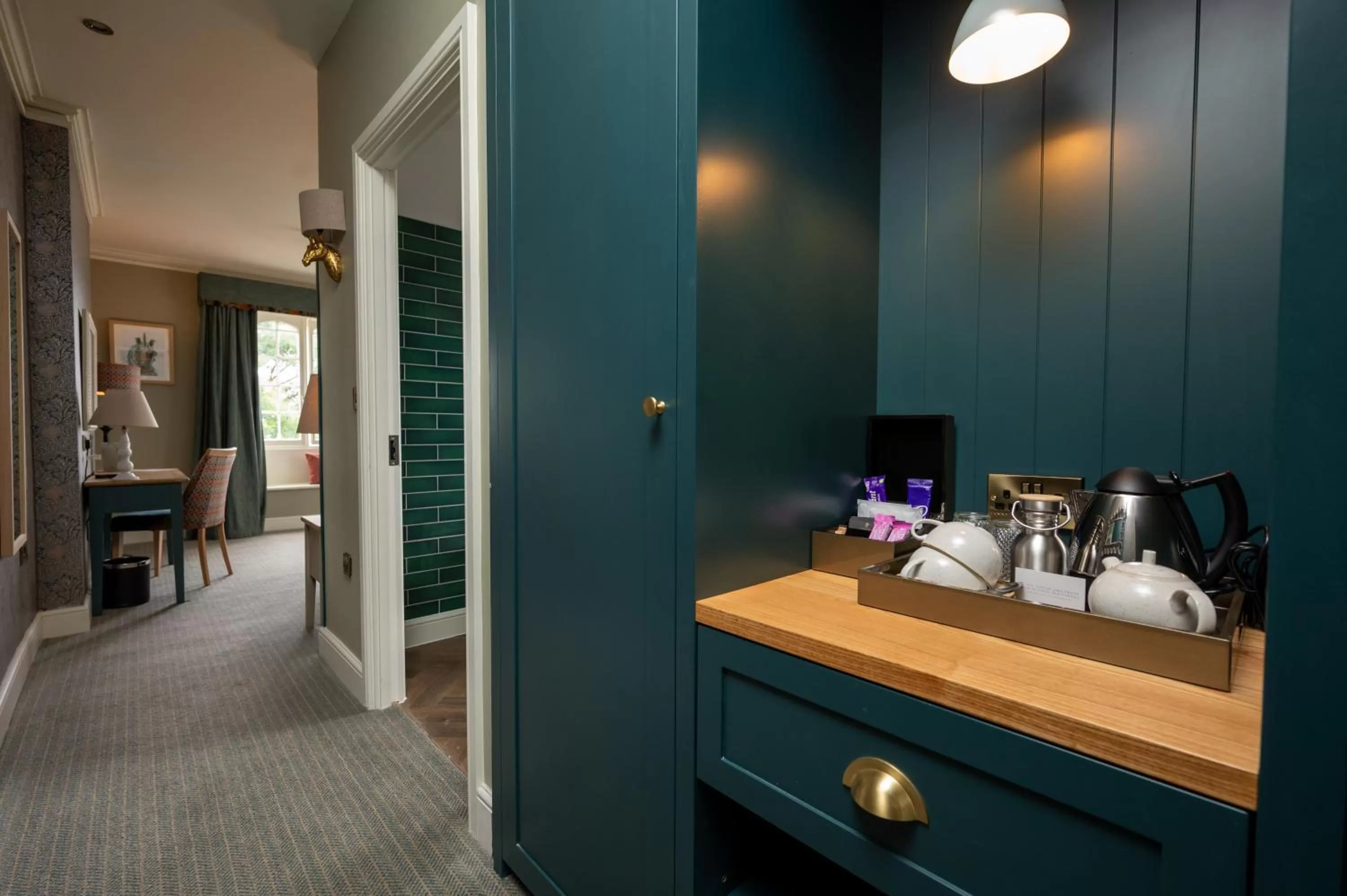 The Royal Inn by Chef & Brewer Collection