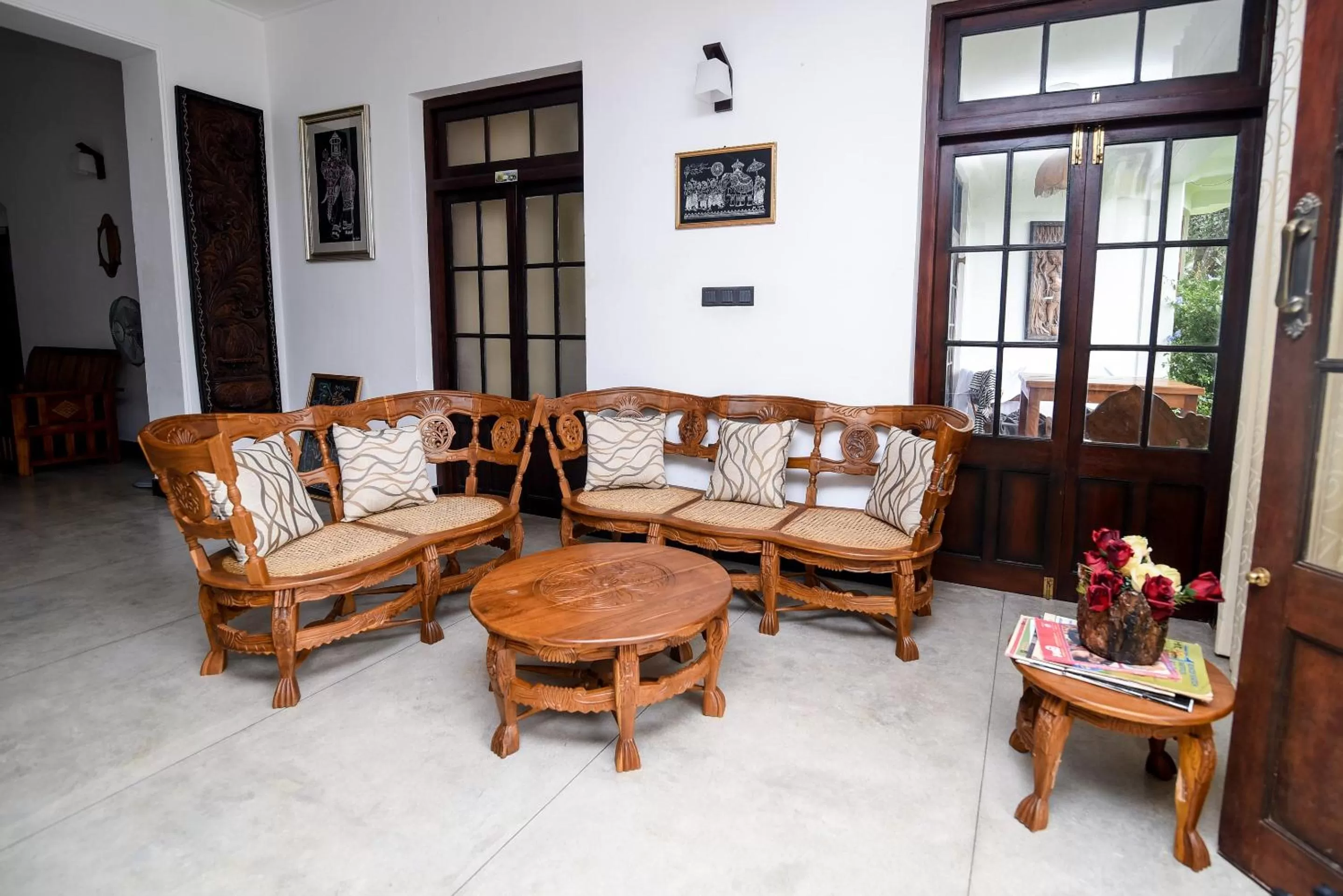 Seating area in Man Mountain Villa
