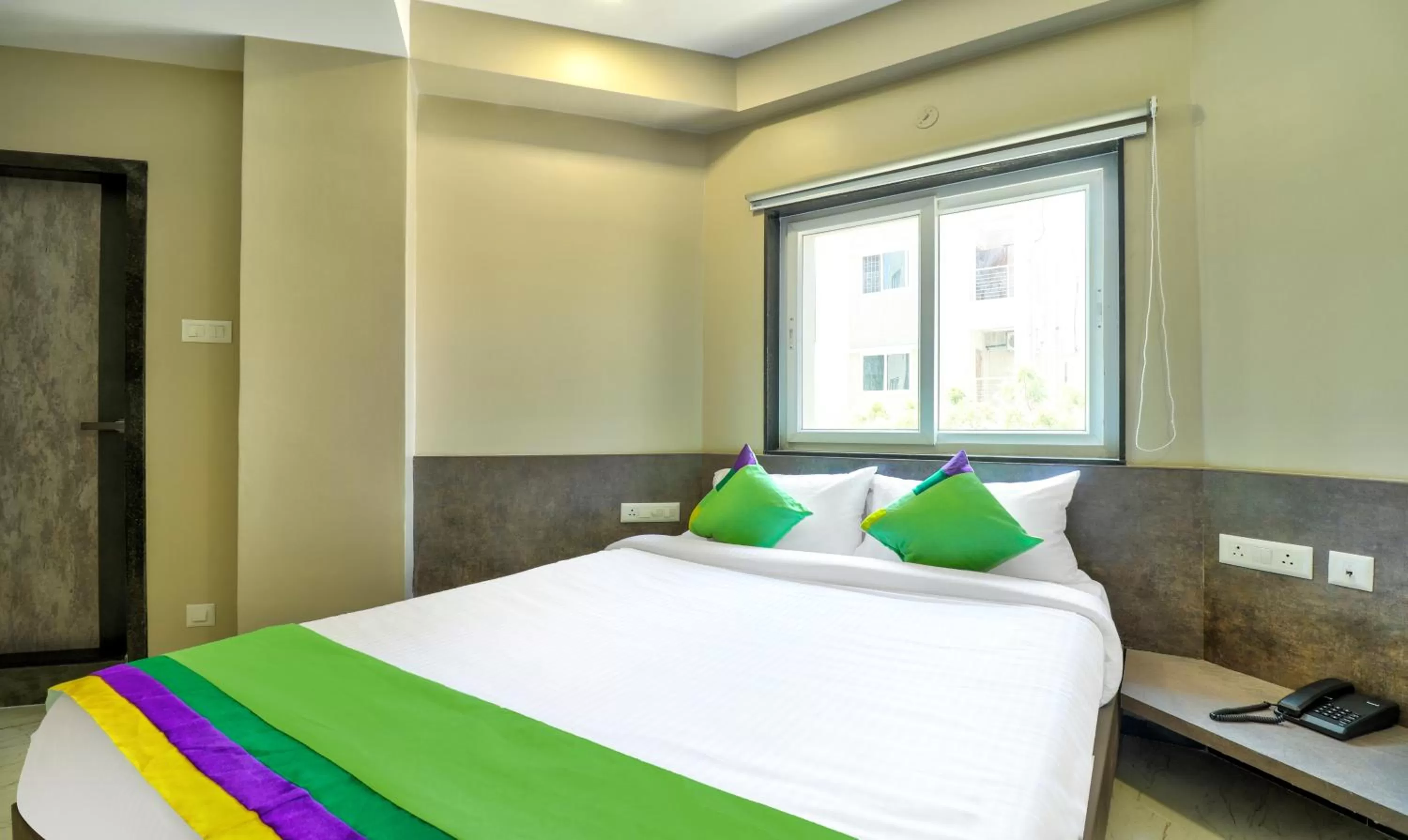 Bedroom, Bed in Treebo Sriz Cozy Seethamadhara