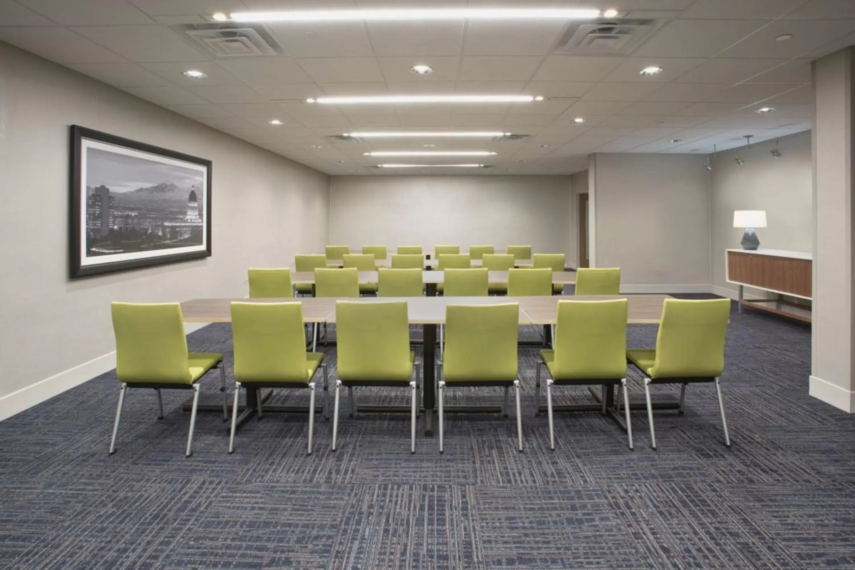 Meeting/conference room in Holiday Inn Express - Kermit, an IHG Hotel
