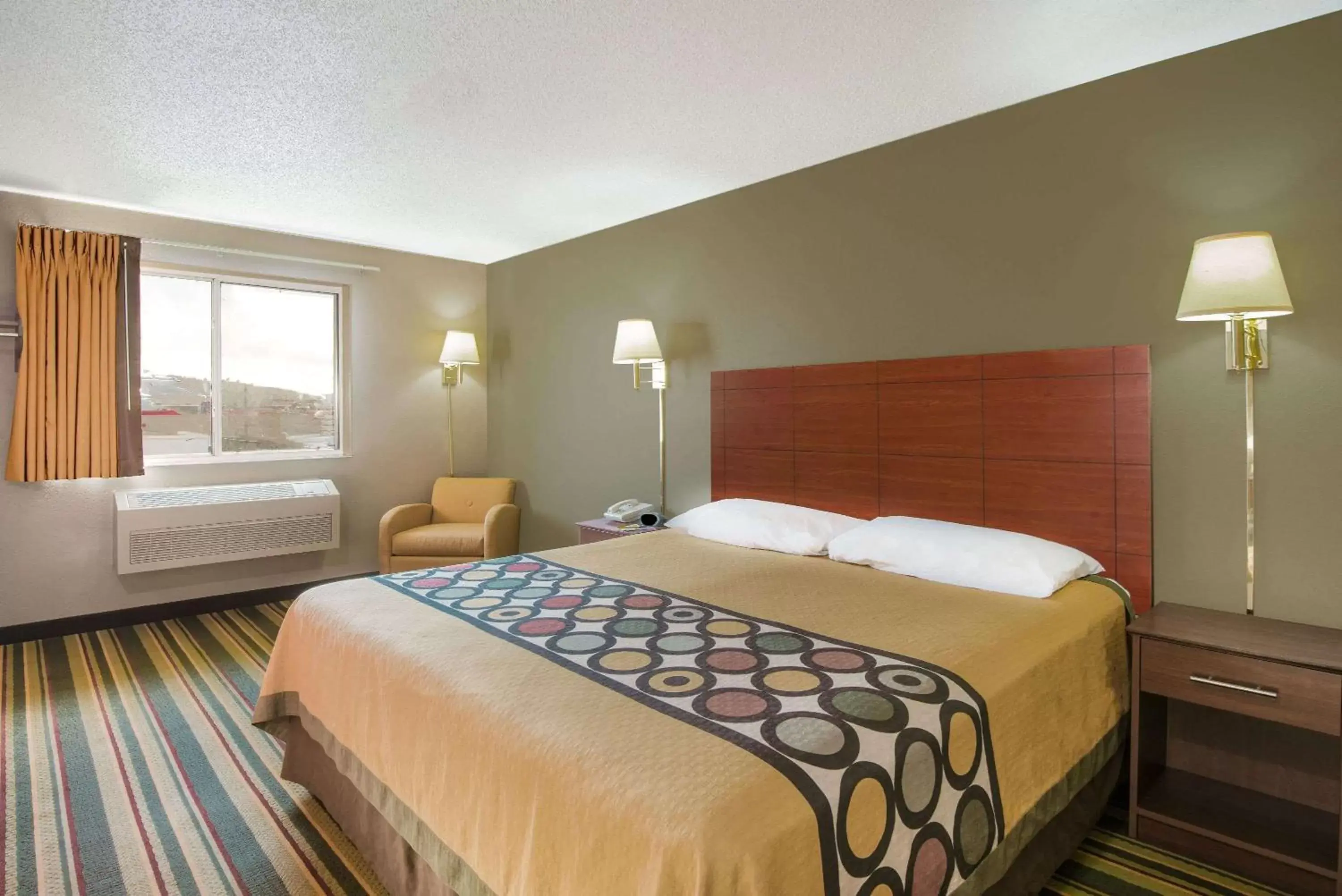 Photo of the whole room, Bed in Super 8 by Wyndham Clearfield