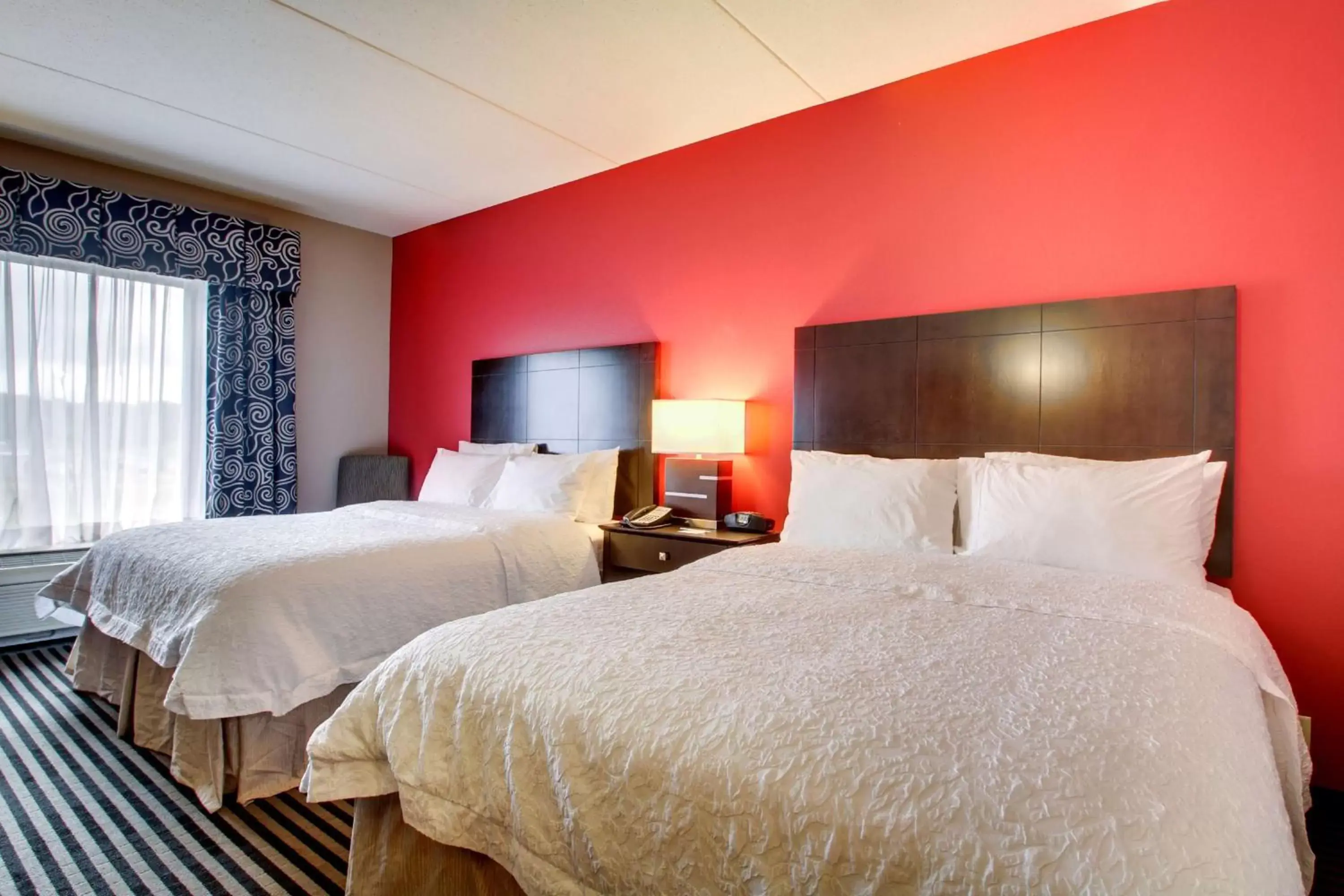 Bed in Hampton Inn Birmingham/Leeds Bed in Hampton Inn Birmingham/Leeds