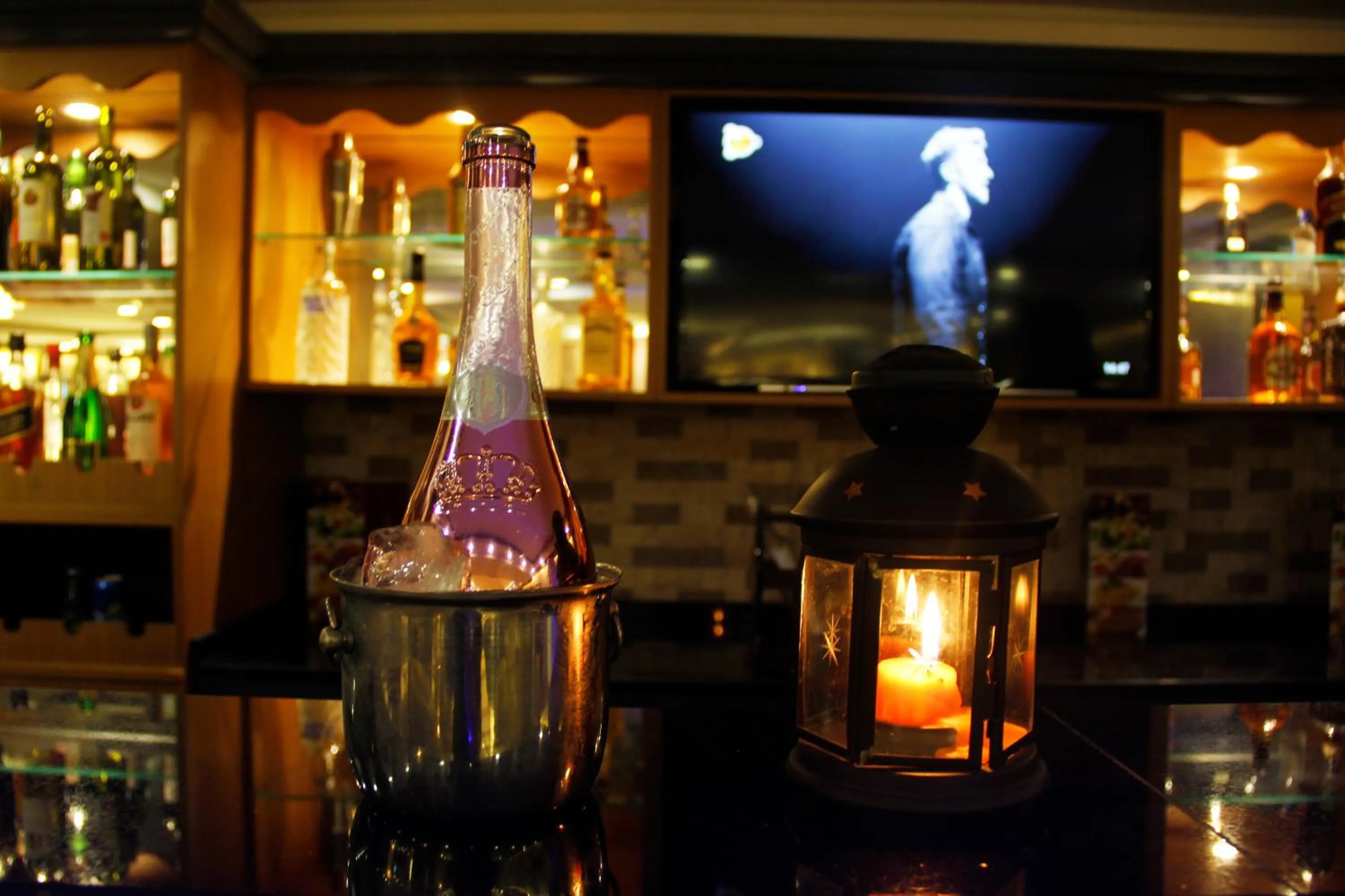 Drinks in Marmara Place Old City Hotel