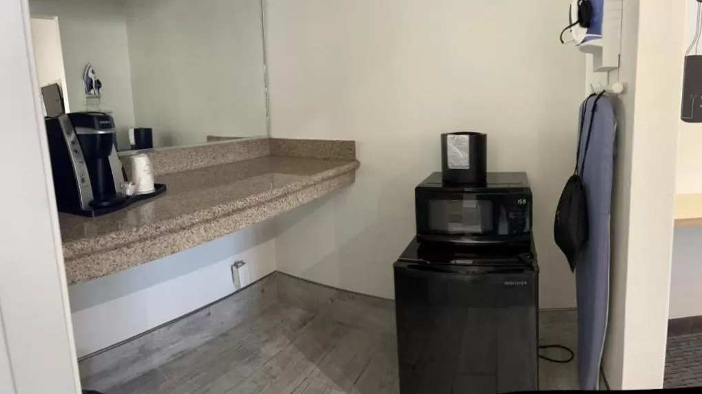 Room with Two Double Beds in Ocean Palms Motel