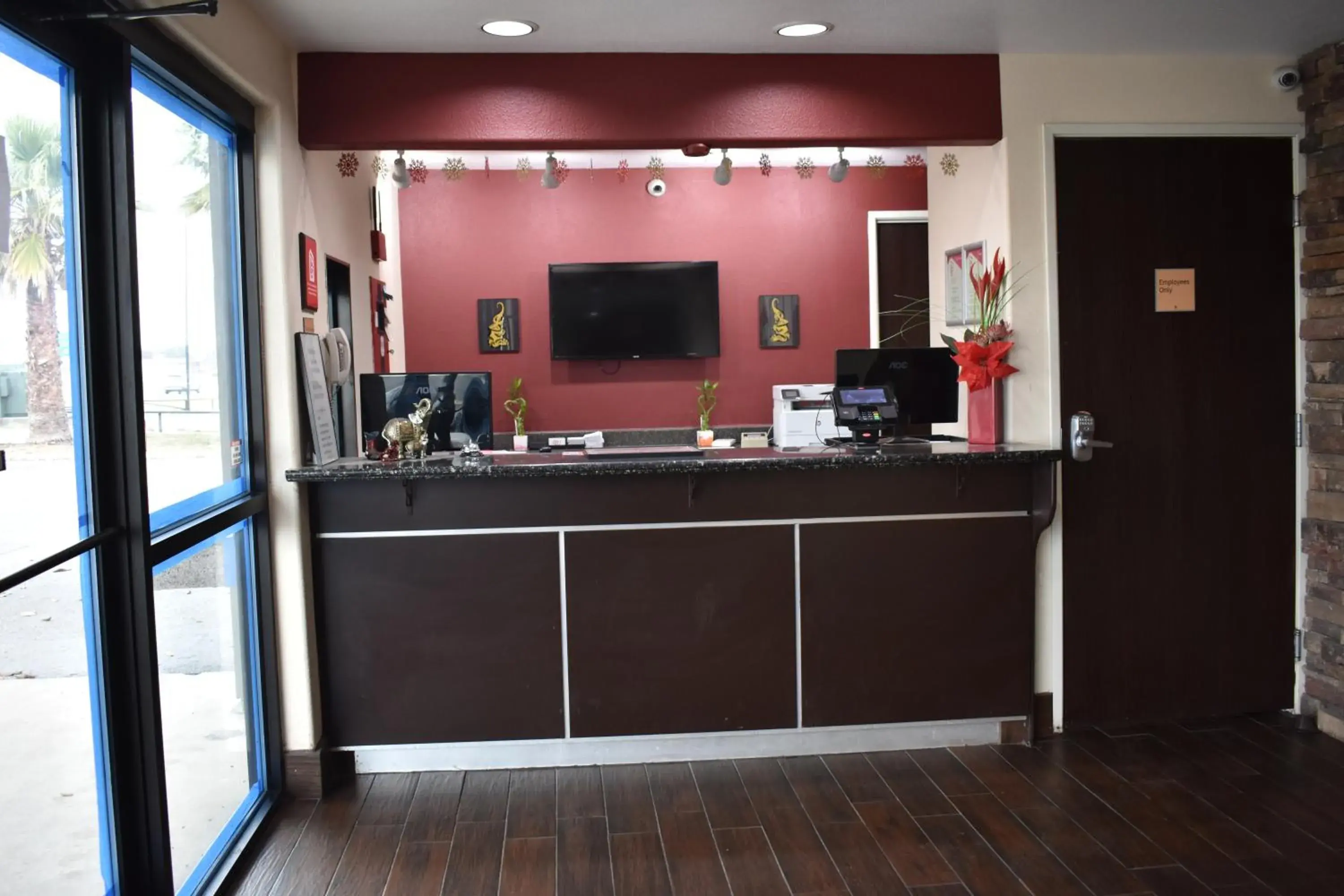 Lobby or reception, Lobby/Reception in Super 8 by Wyndham New Braunfels I-35