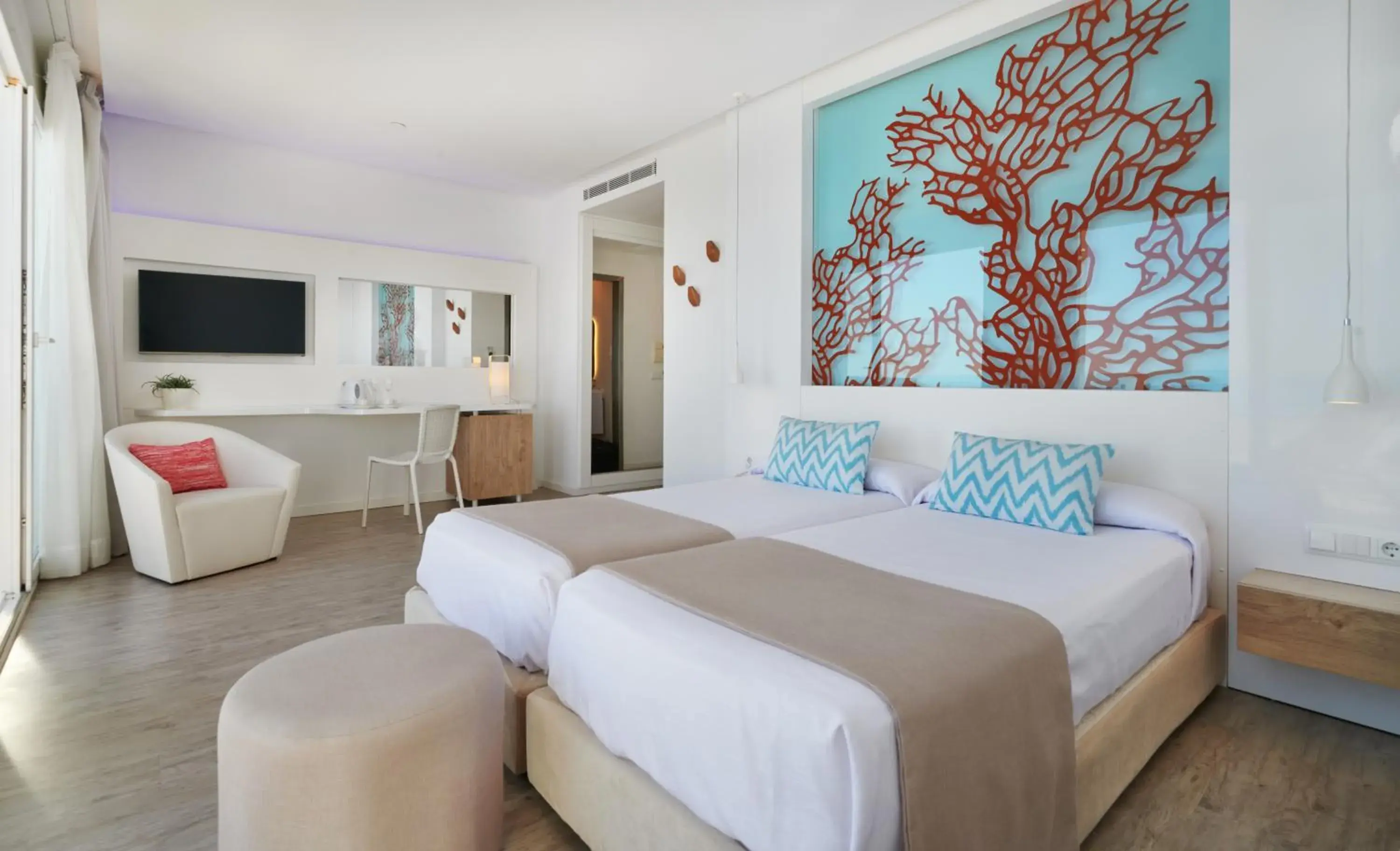 Bedroom, Bed in The Sea Hotel by Grupotel - Adults Only