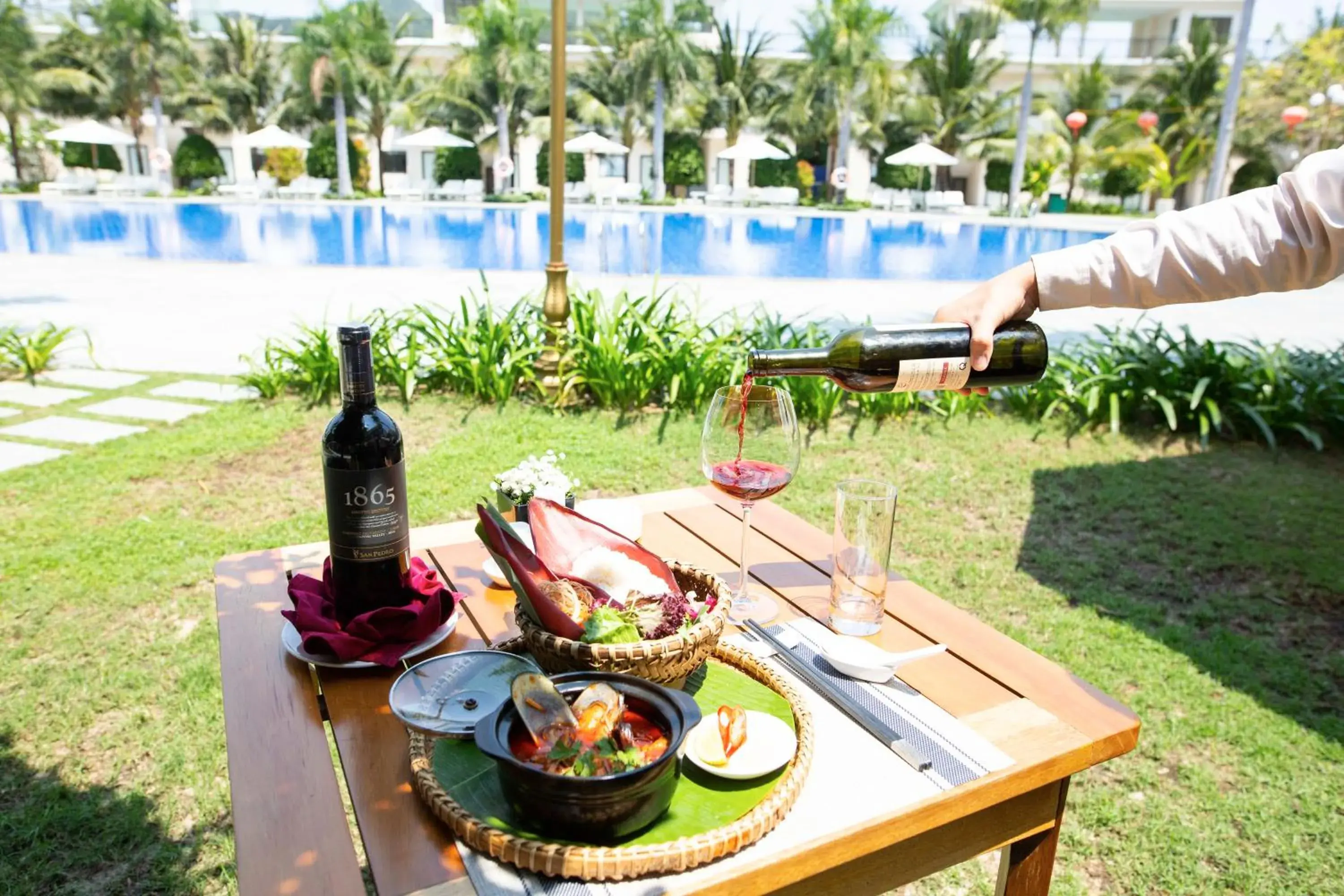 Balcony/Terrace, Swimming Pool in Diamond Bay Condotel Resort Nha Trang