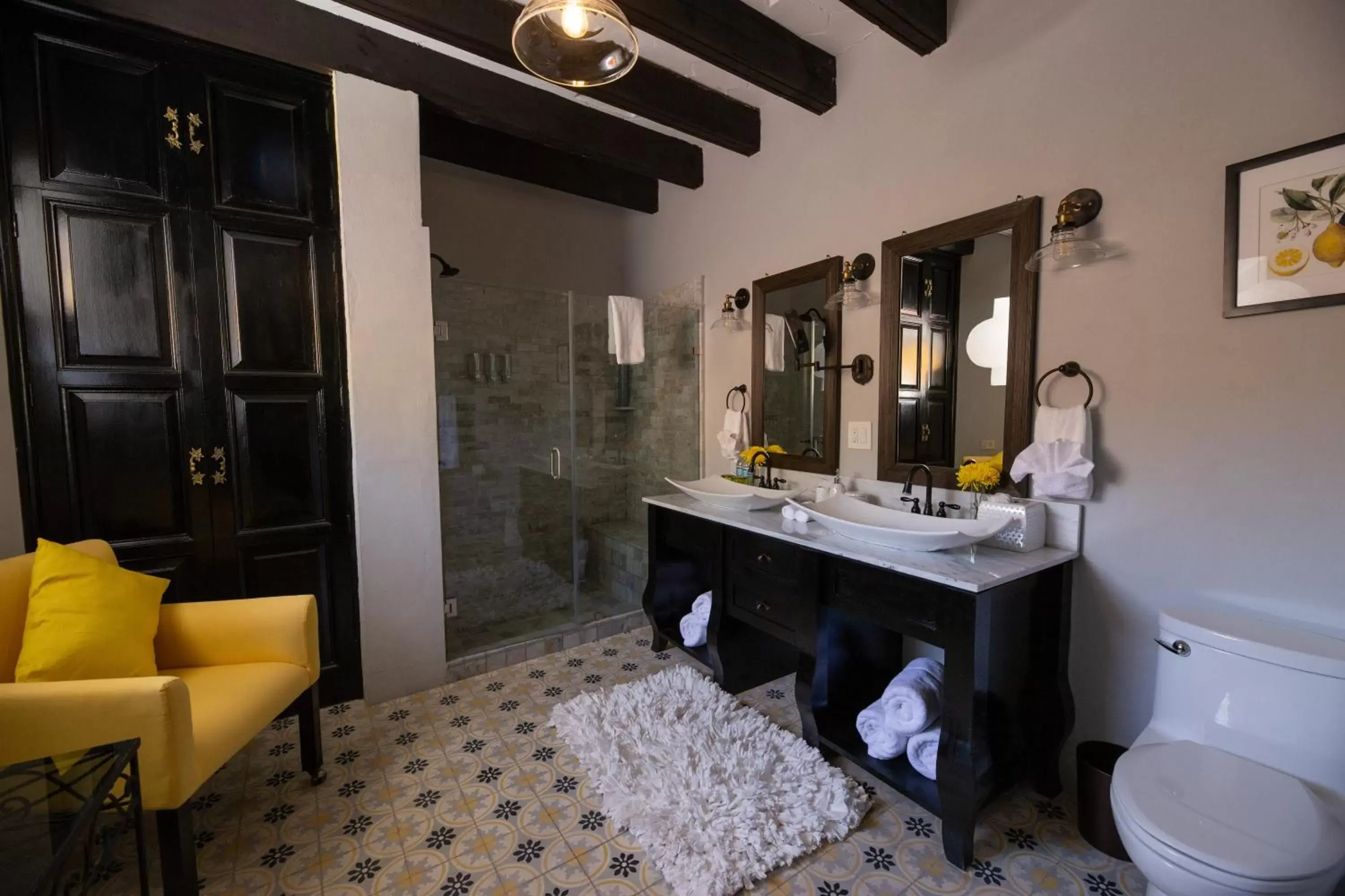 Bathroom in Luxury Boutique Hotel Villa Limon