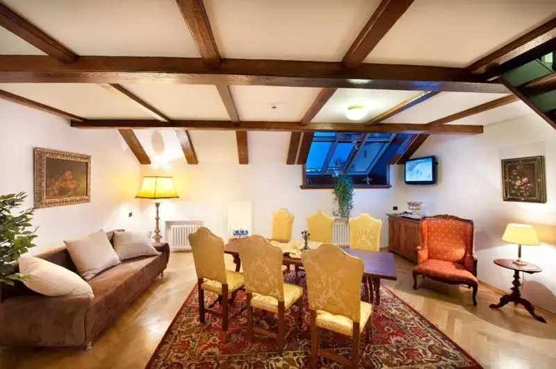 Living room, Seating Area in Charles Bridge Palace