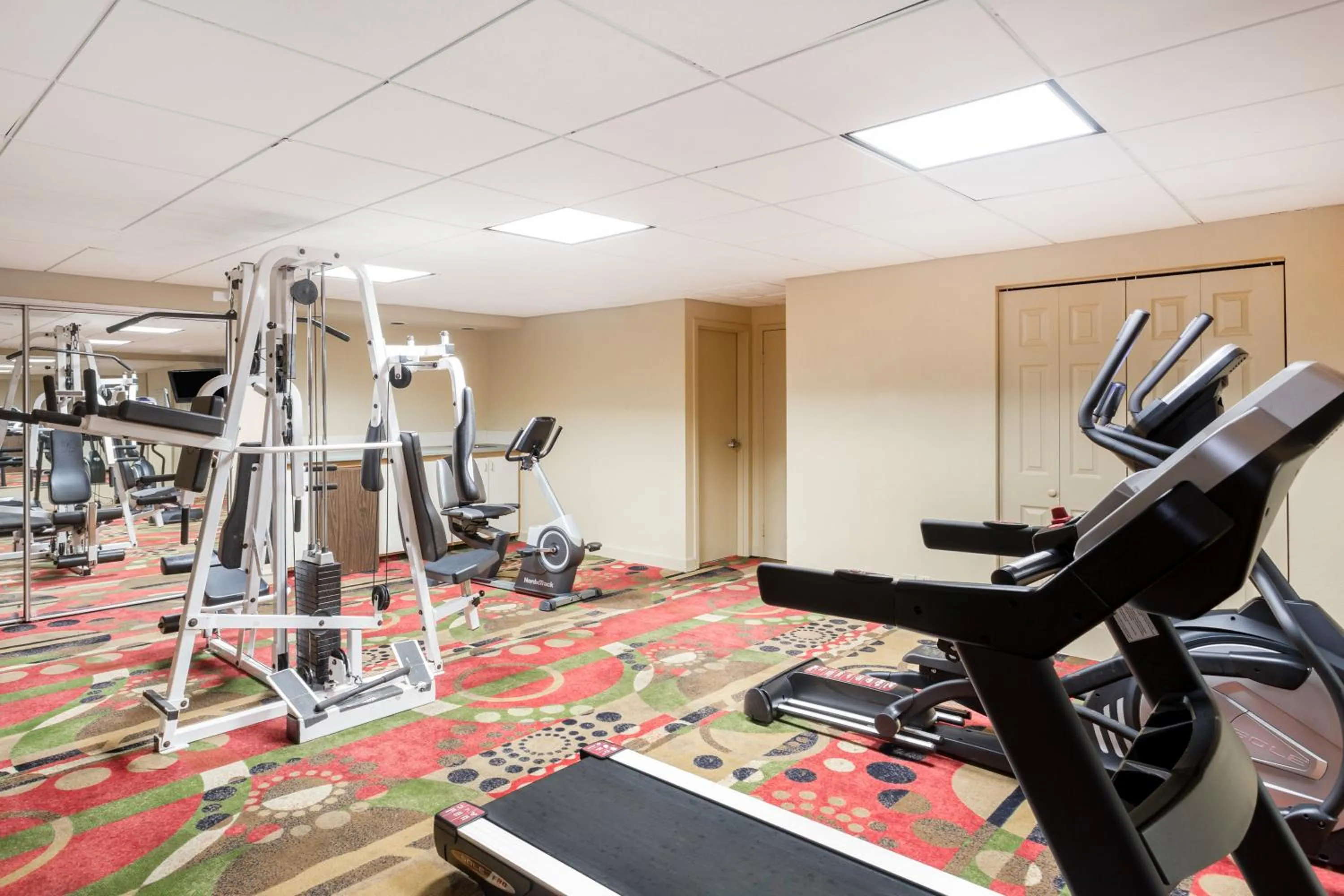 Fitness centre/facilities in Sweet Dream Inn - University Park