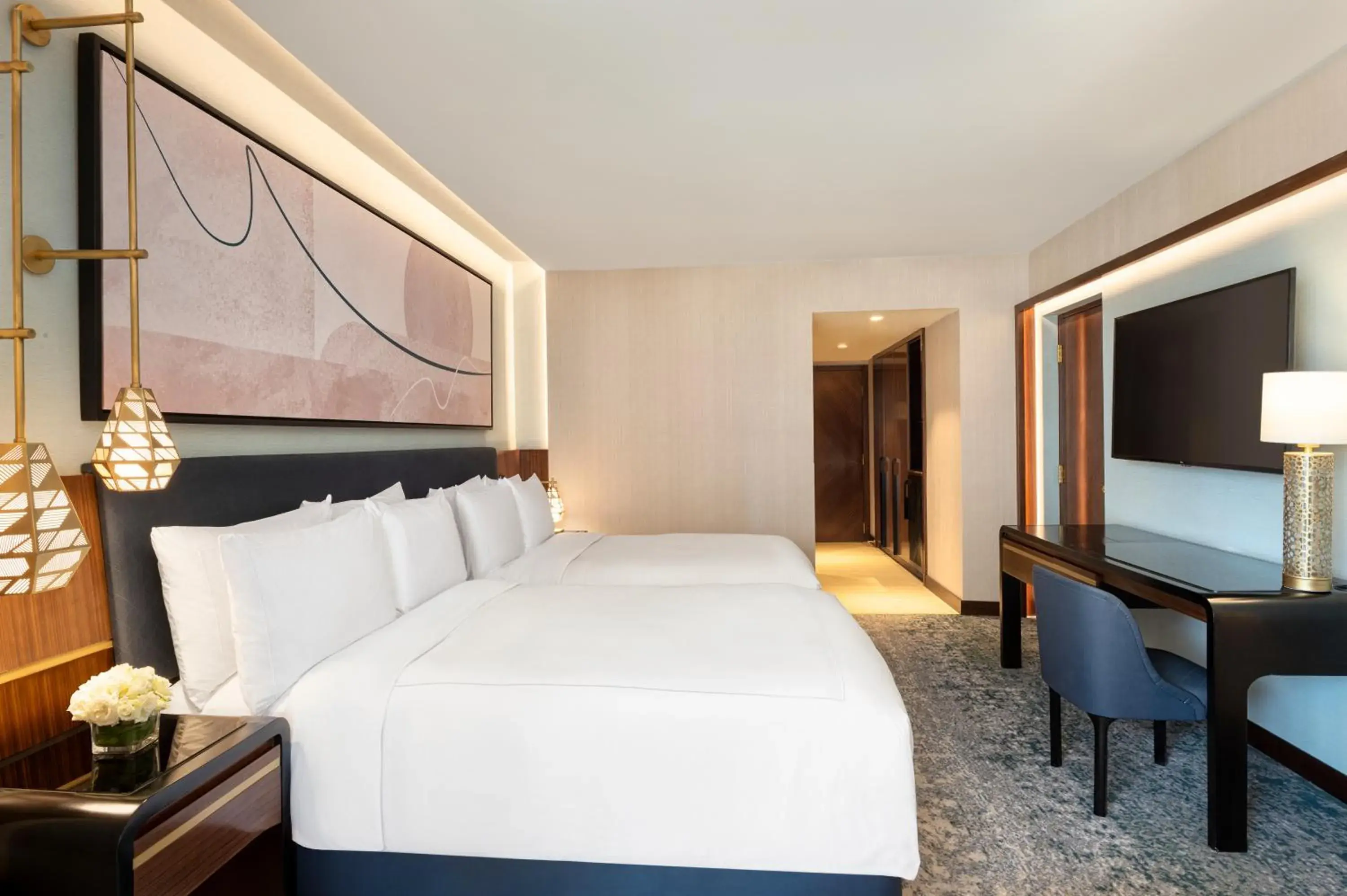 Bedroom, Bed in Conrad Cairo Hotel & Casino
