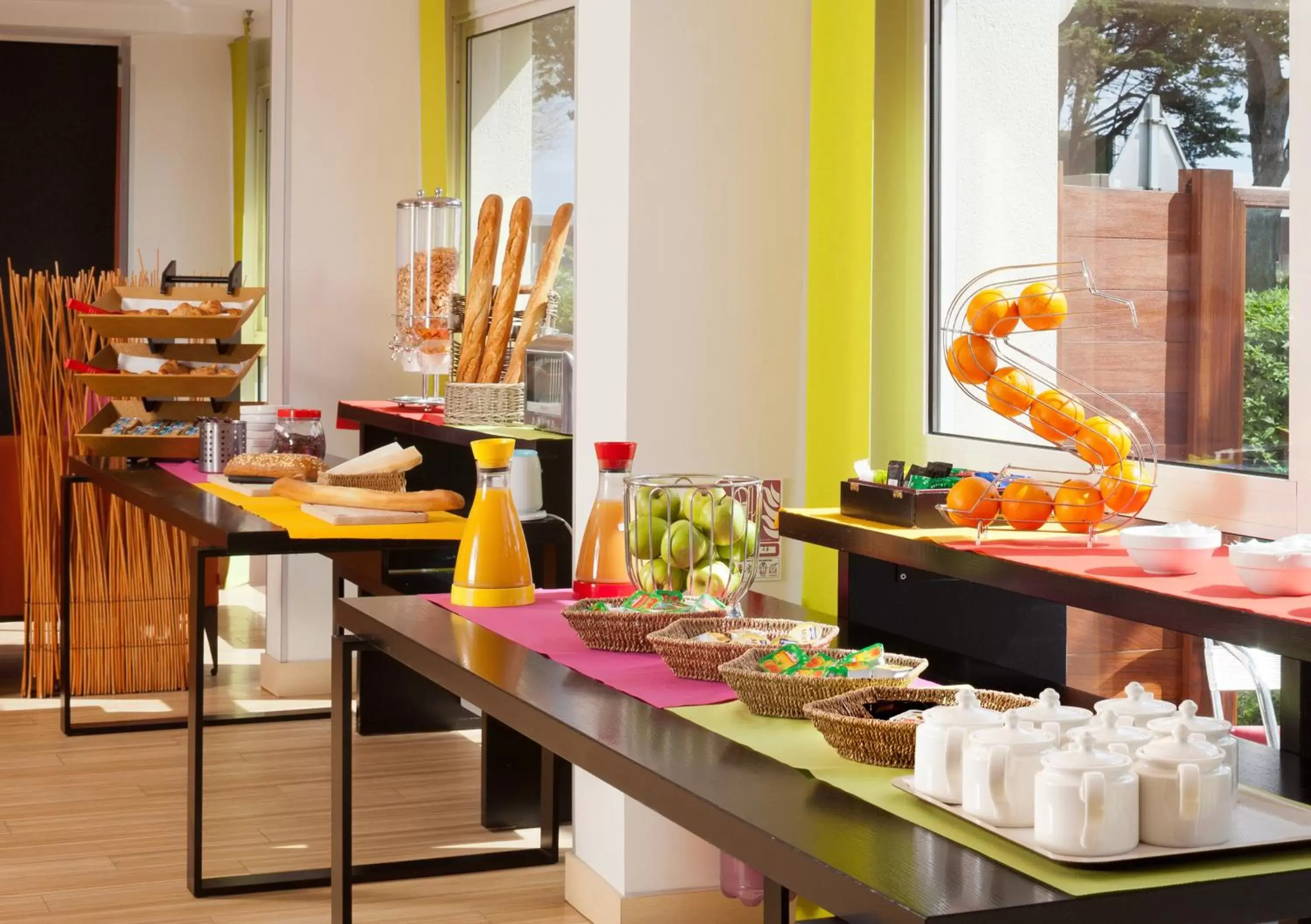 Restaurant/places to eat in ibis Styles Ouistreham Restaurant/places to eat in ibis Styles Ouistreham