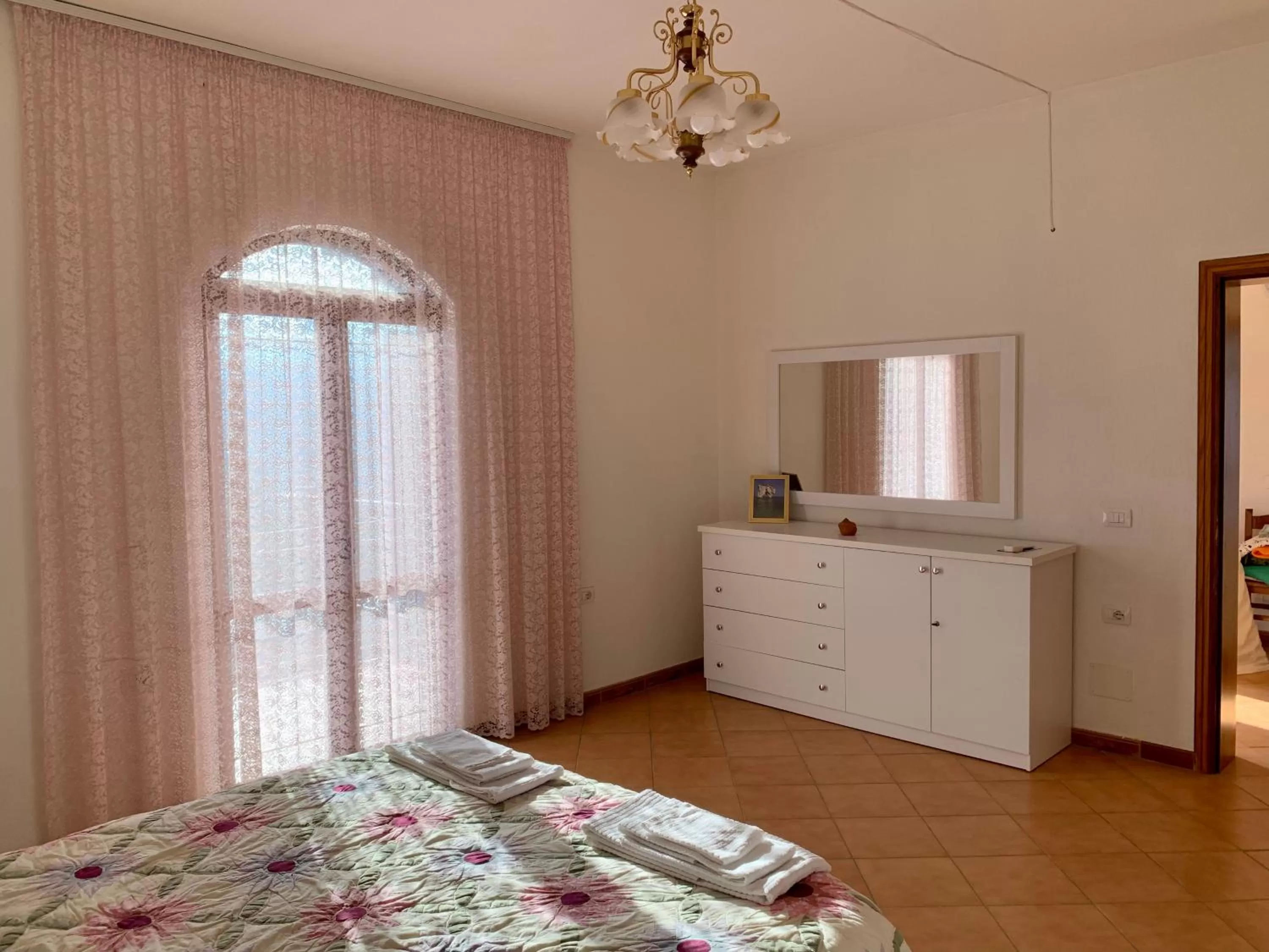 Bedroom, Bed in Guesthouse Villa Rosa Berat