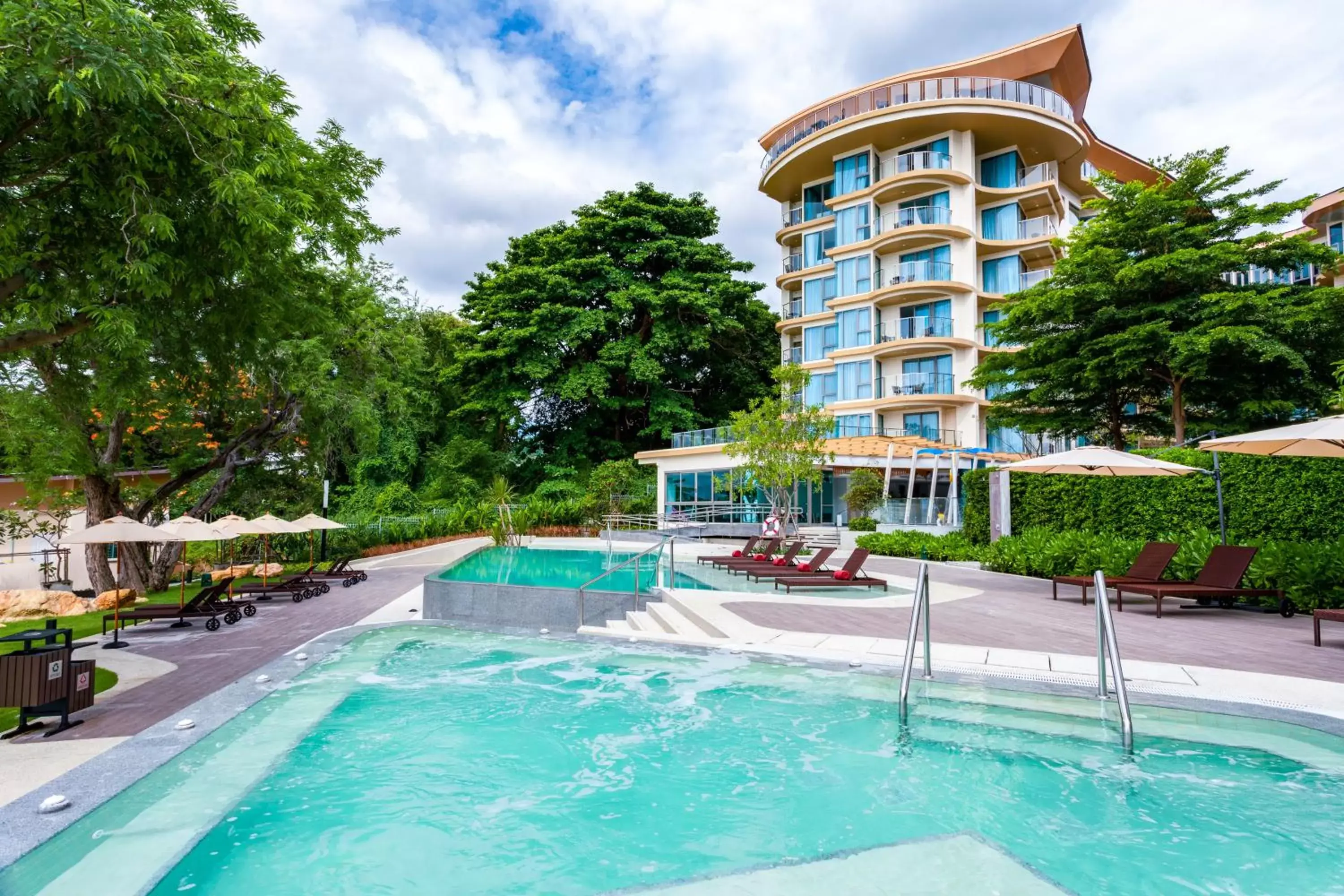 Swimming pool in Centara Sonrisa Residences & Suites Sriracha - SHA Extra Plus