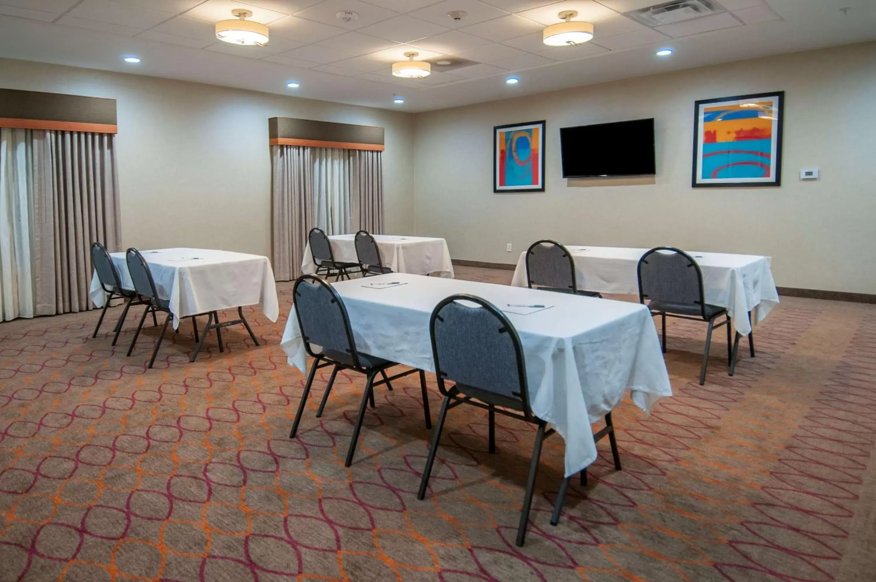 Meeting/conference room in Hampton Inn Opelousas