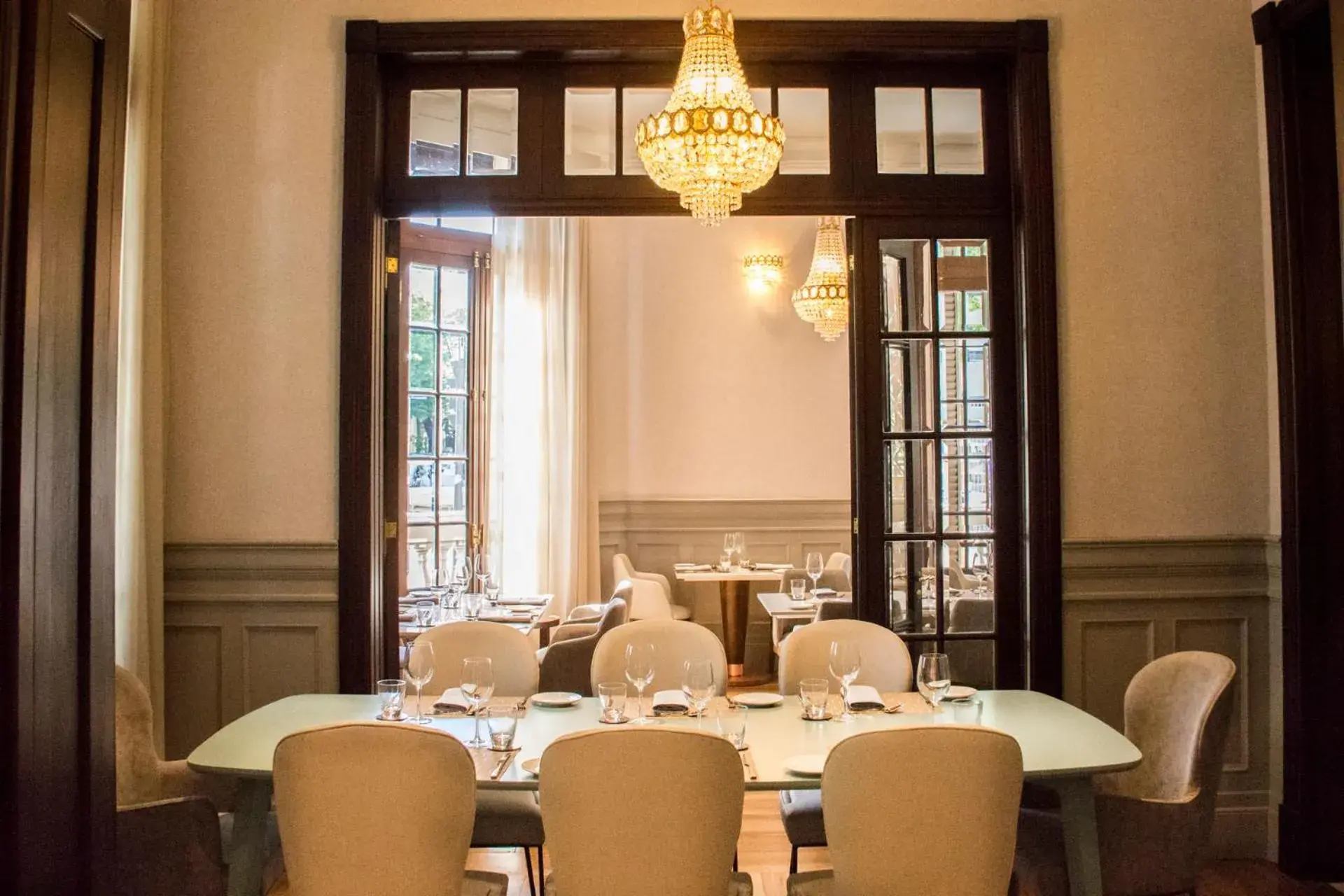 Restaurant/places to eat in Grand Brizo La Plata Restaurant/places to eat in Grand Brizo La Plata